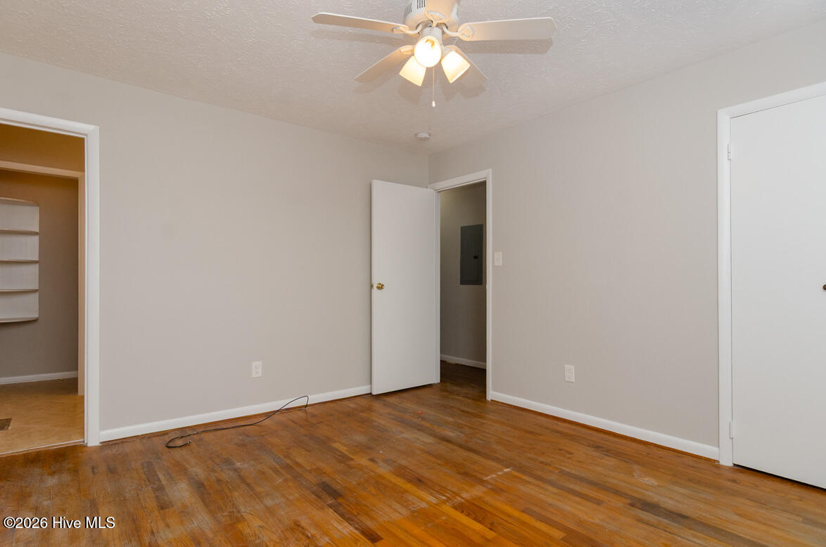 100526974 | Photo 21