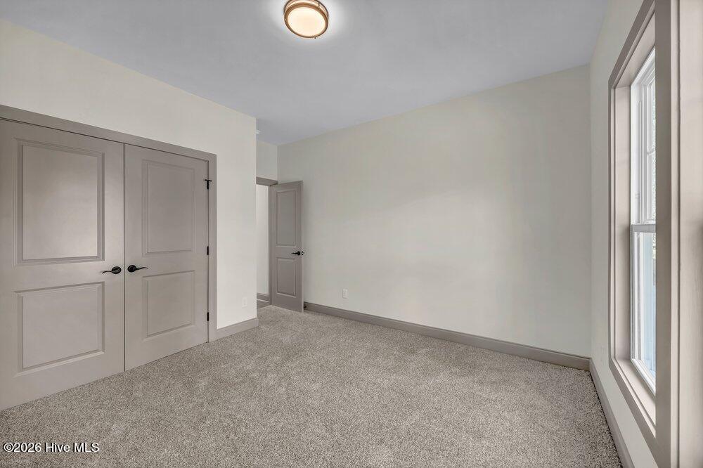 100559132 | Photo 21