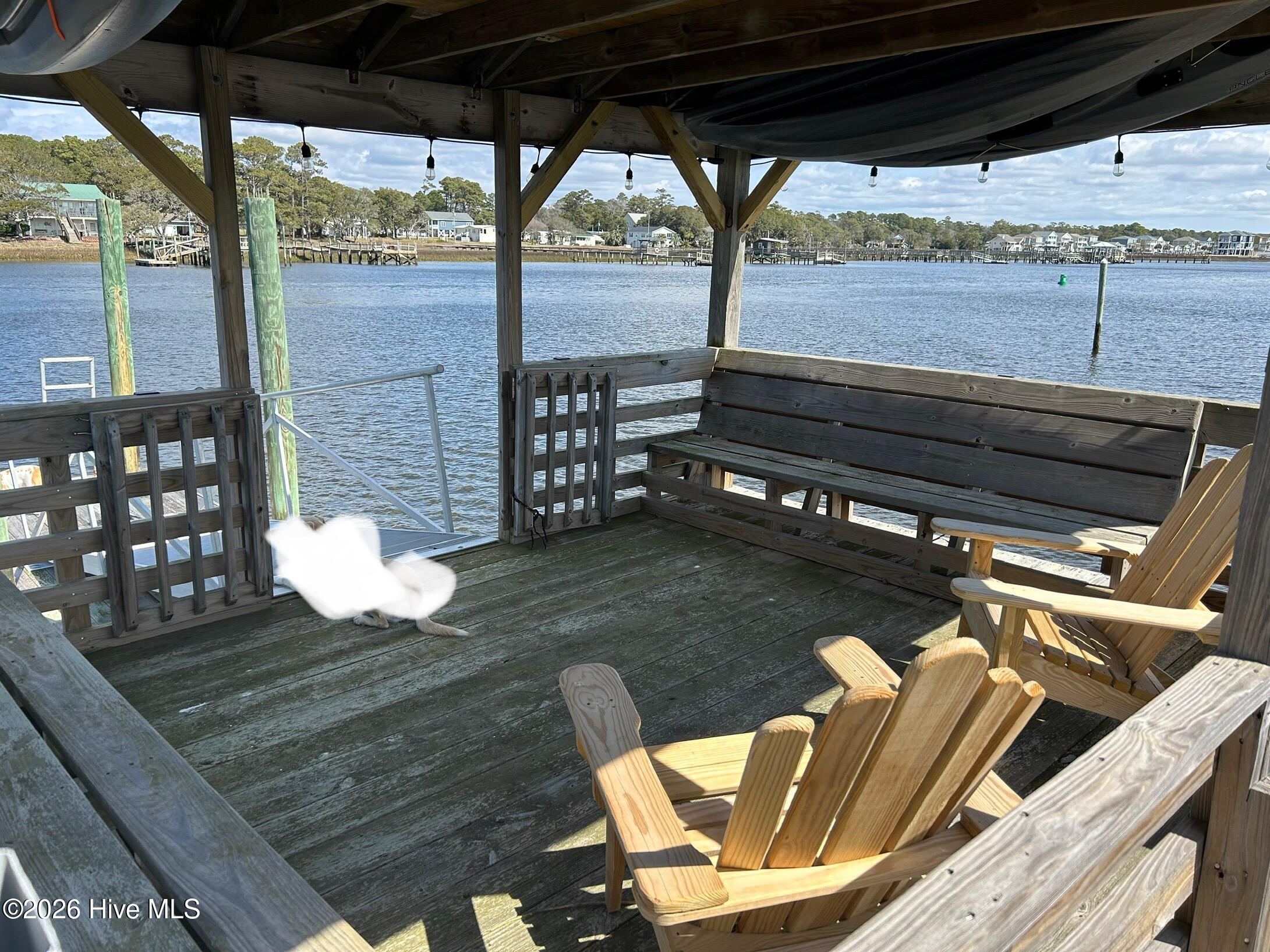 100553308 | Photo 47