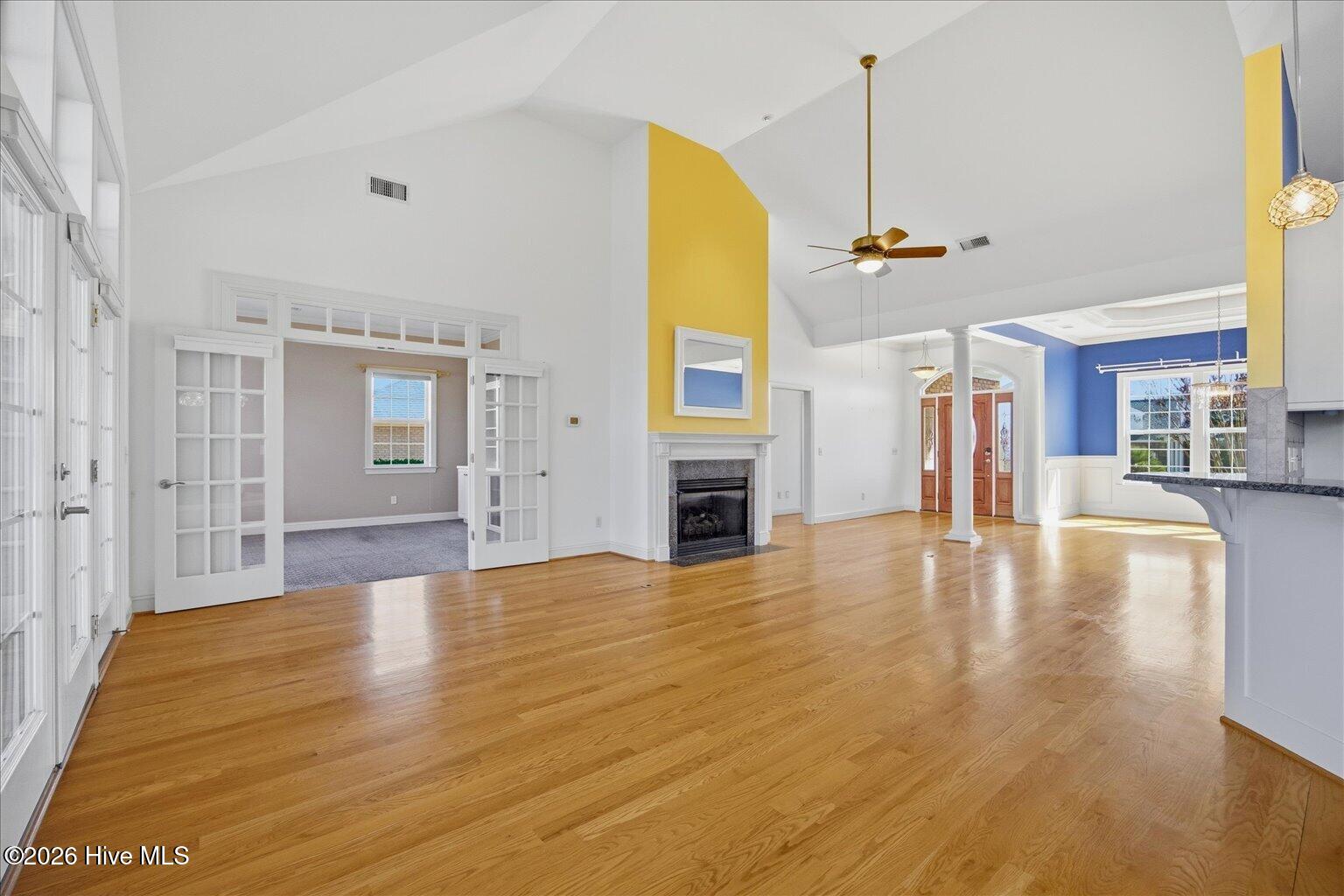 100557521 | Photo 22