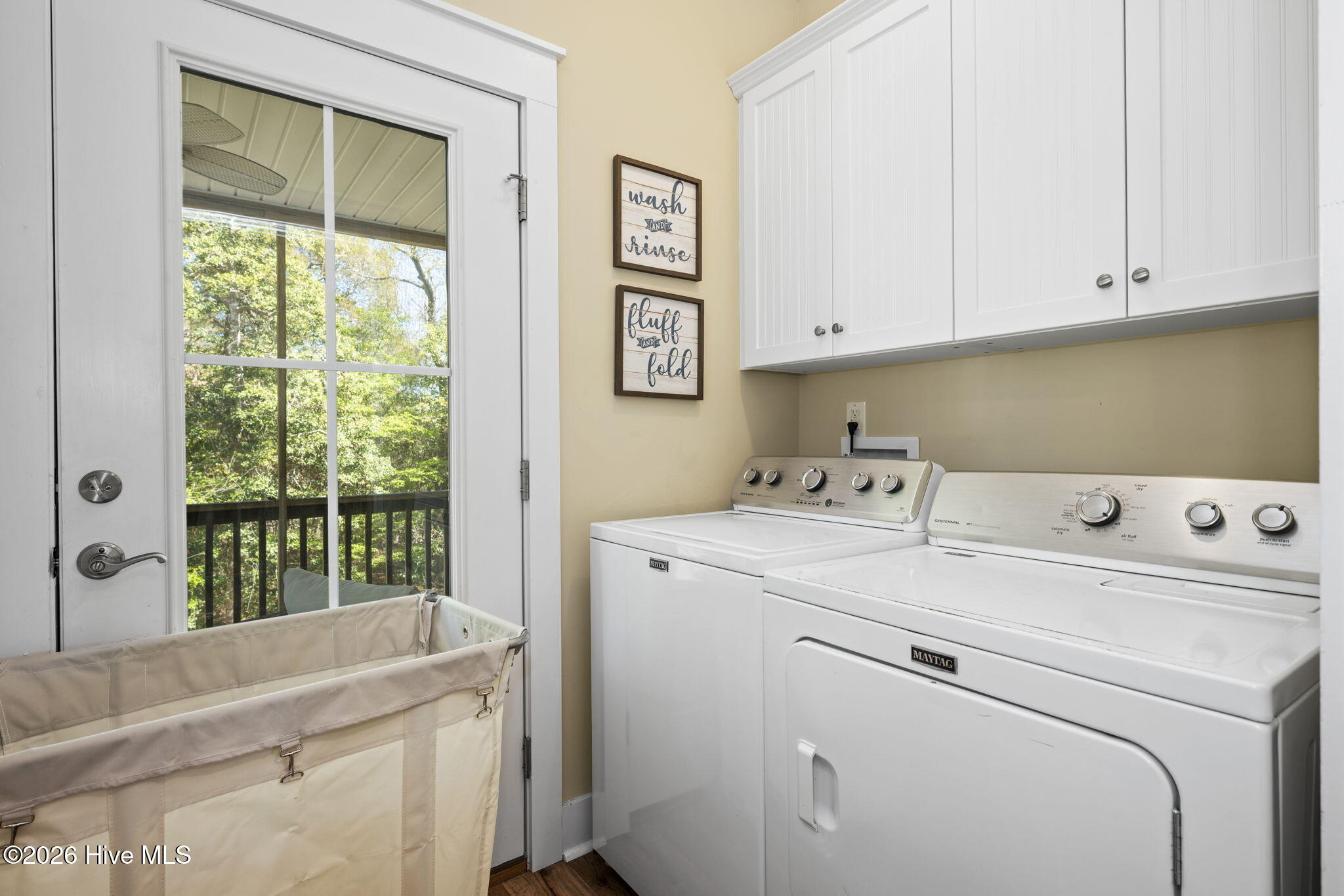 100565691 | Photo 25