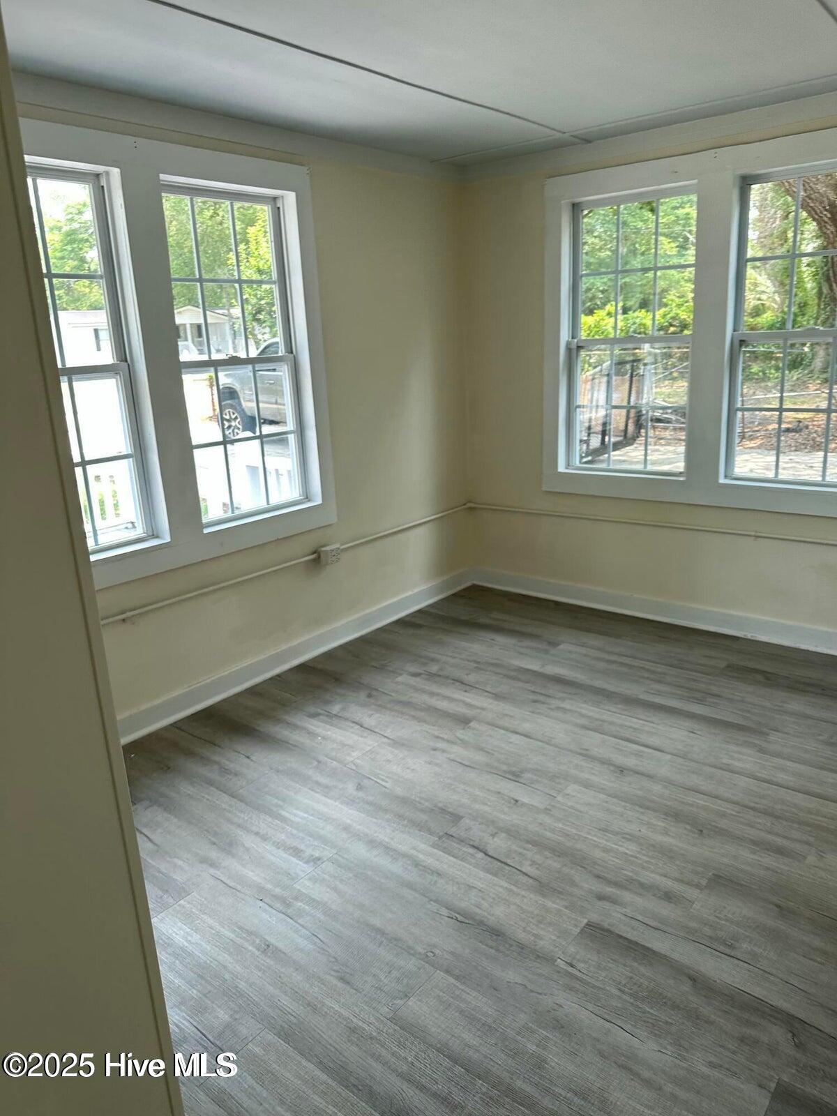 100526094 | Photo 28