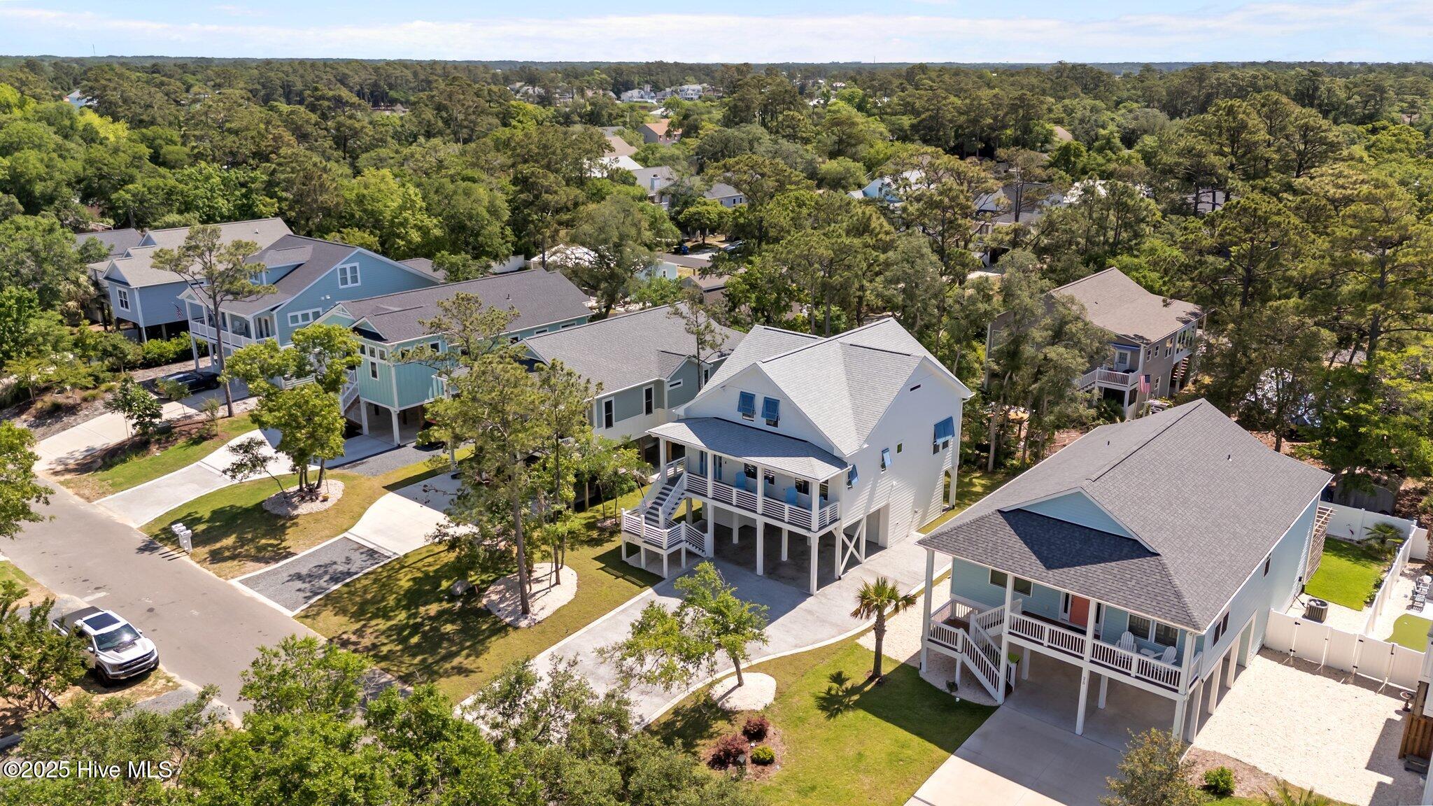 100519500 | Photo 80