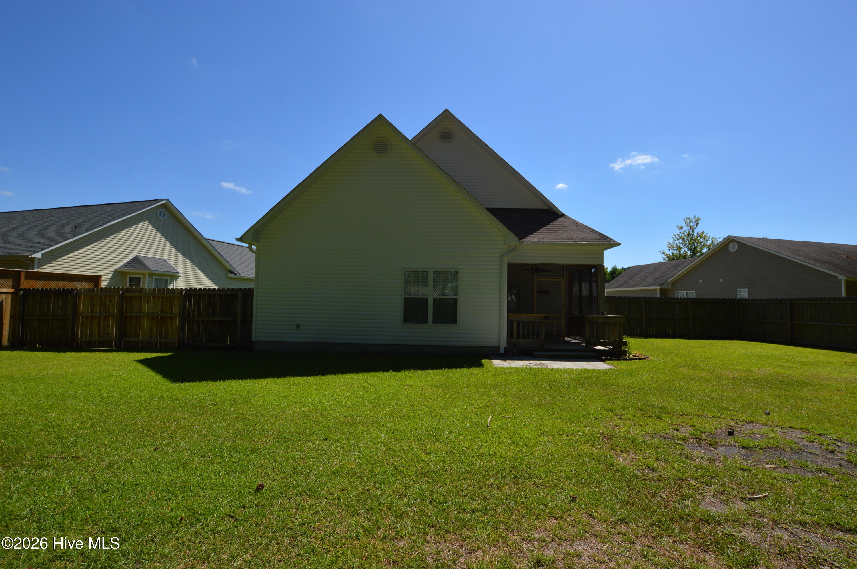 100568550 | Photo 21