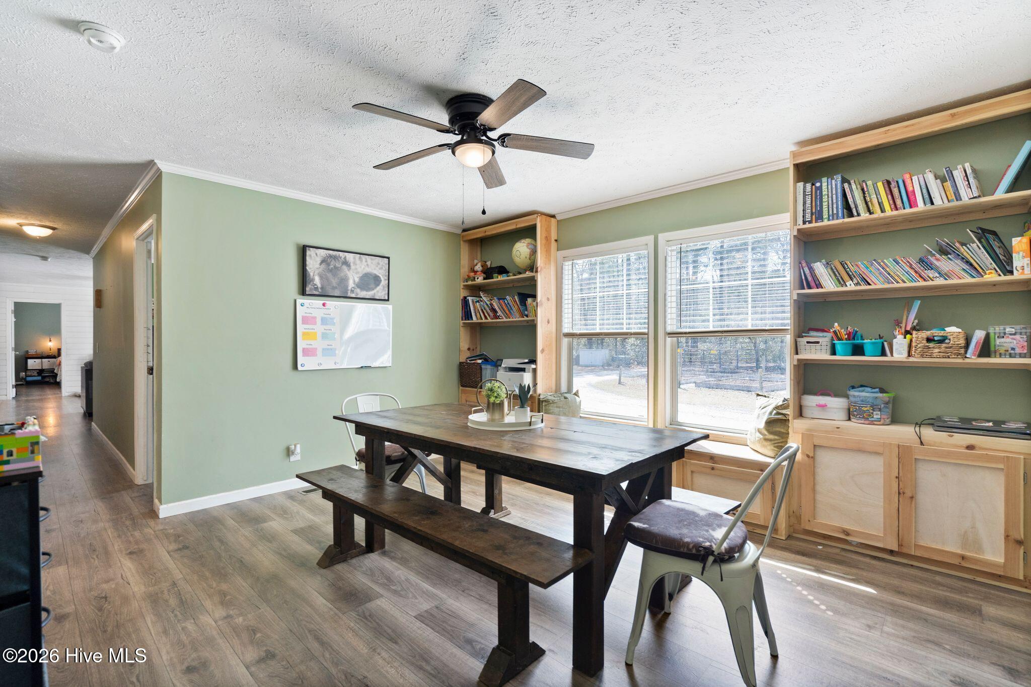 100559666 | Photo 38