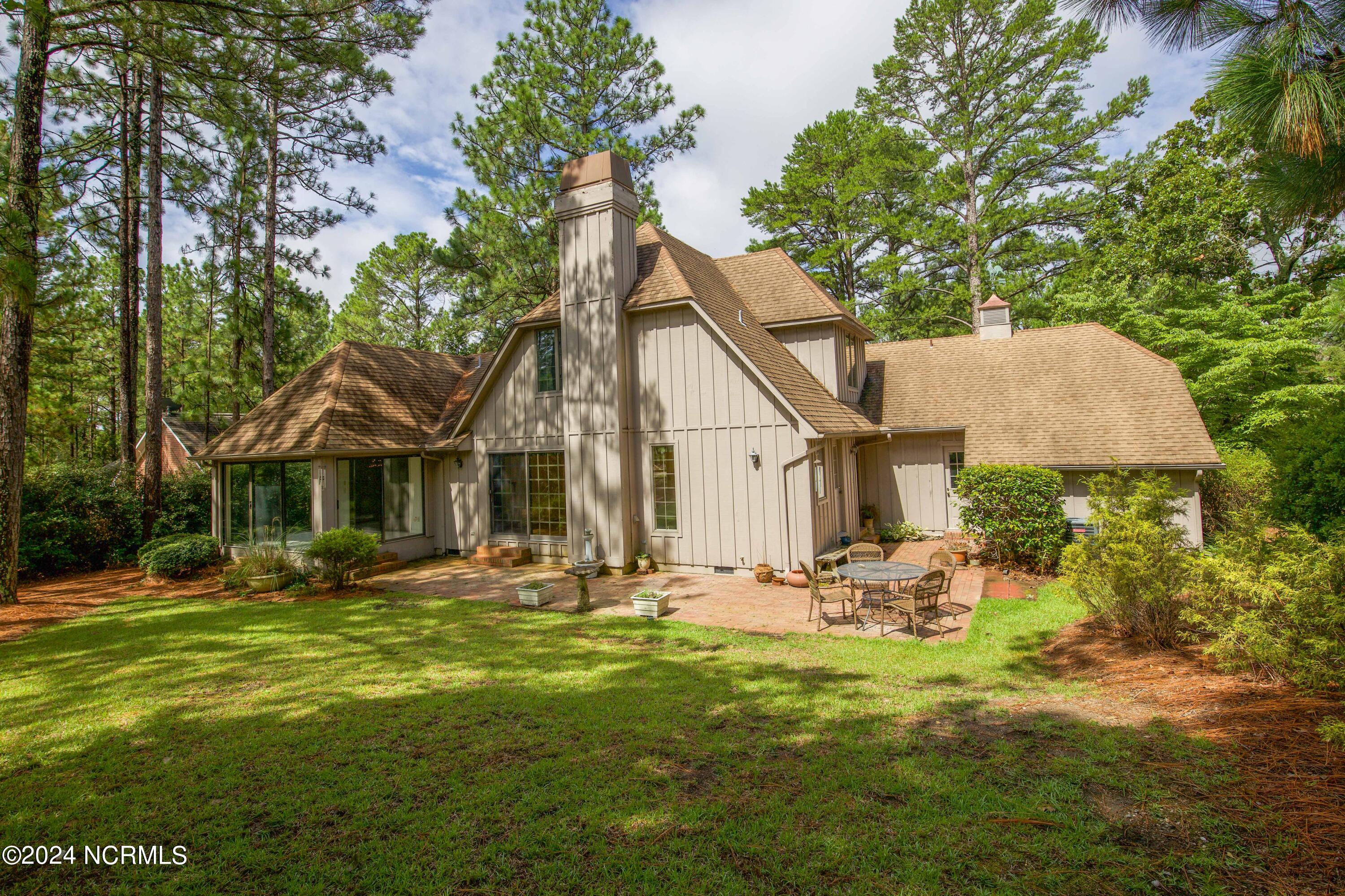 620 Diamondhead Dr S-70