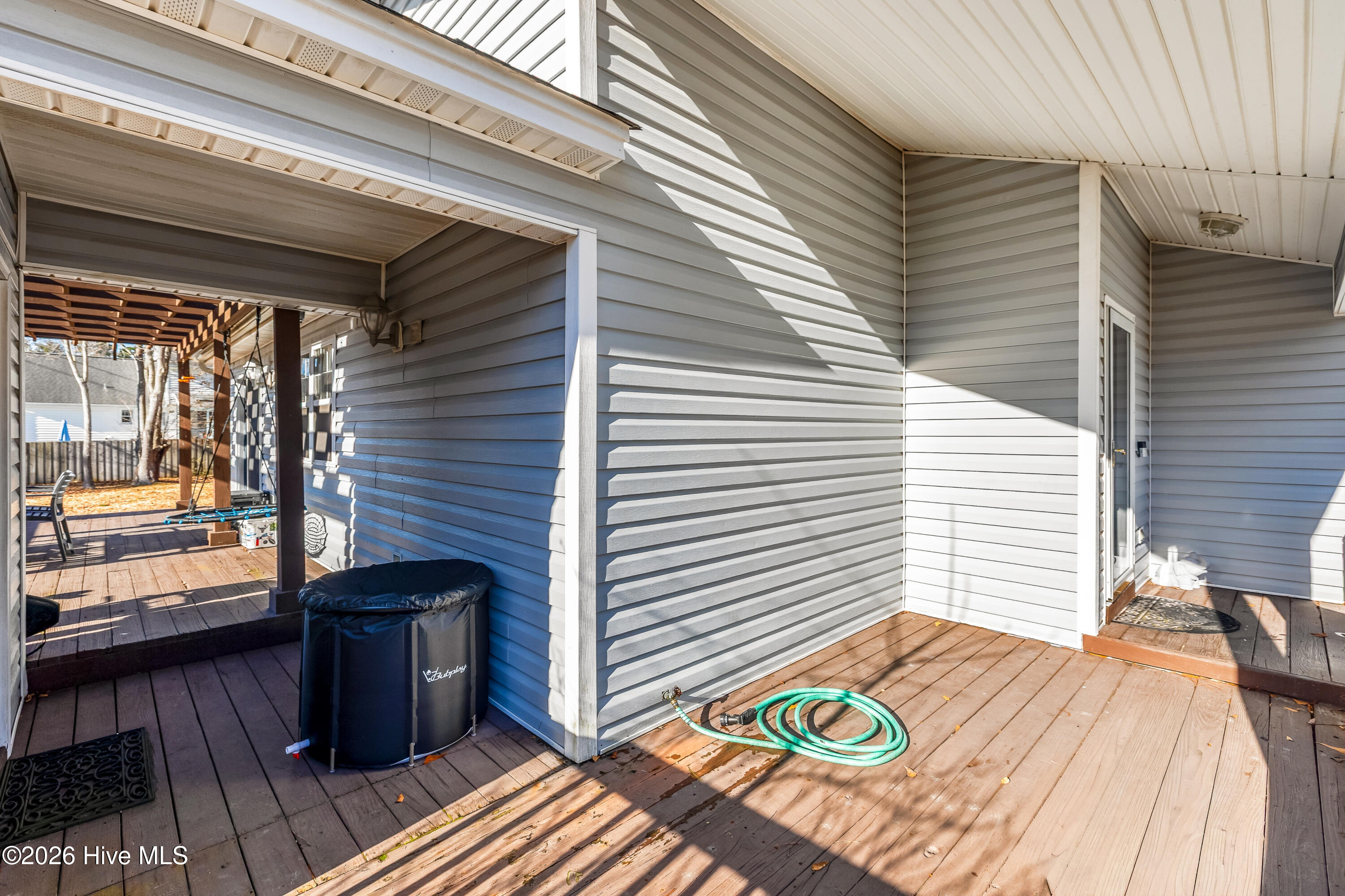 100555123 | Photo 29