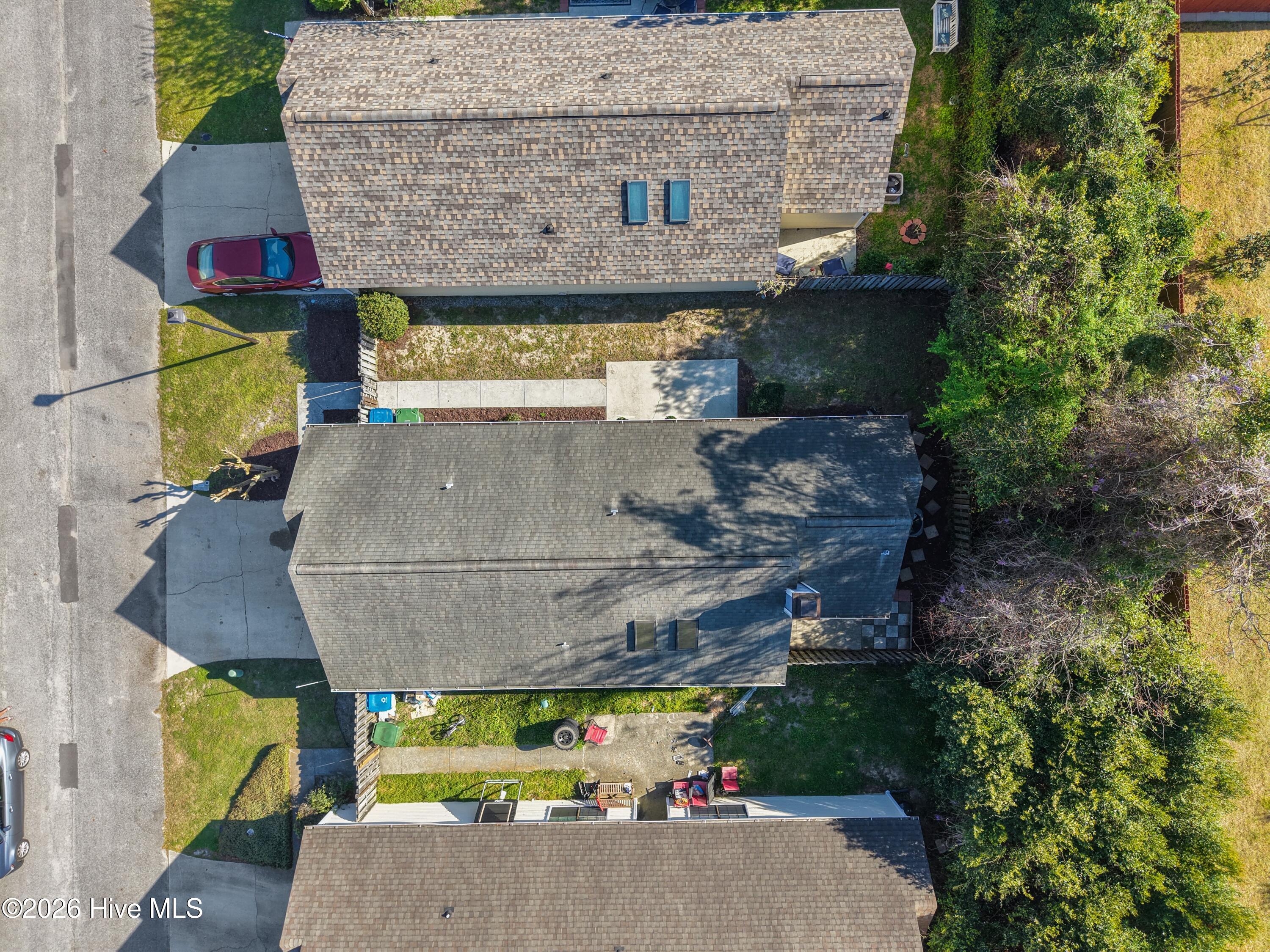 100562520 | Photo 32