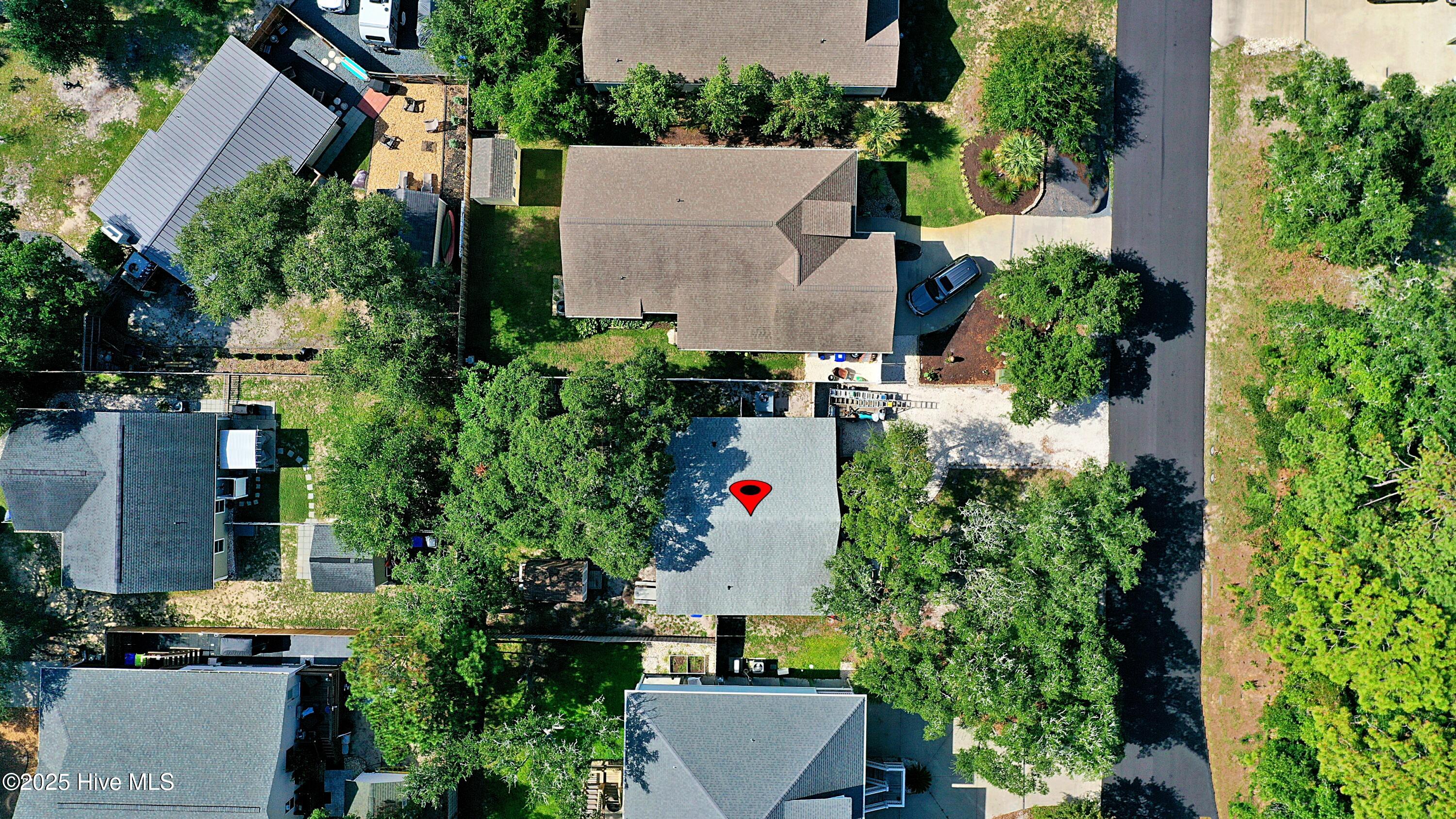 100523297 | Photo 33