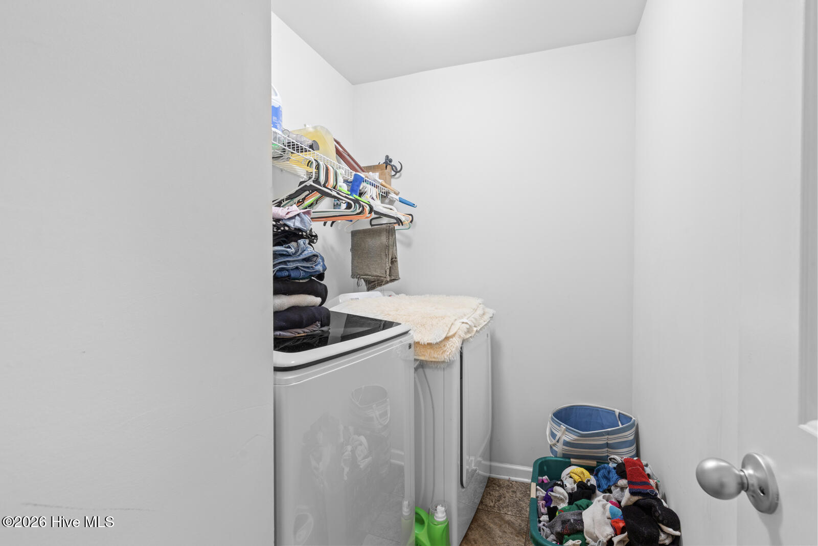 100566319 | Photo 21