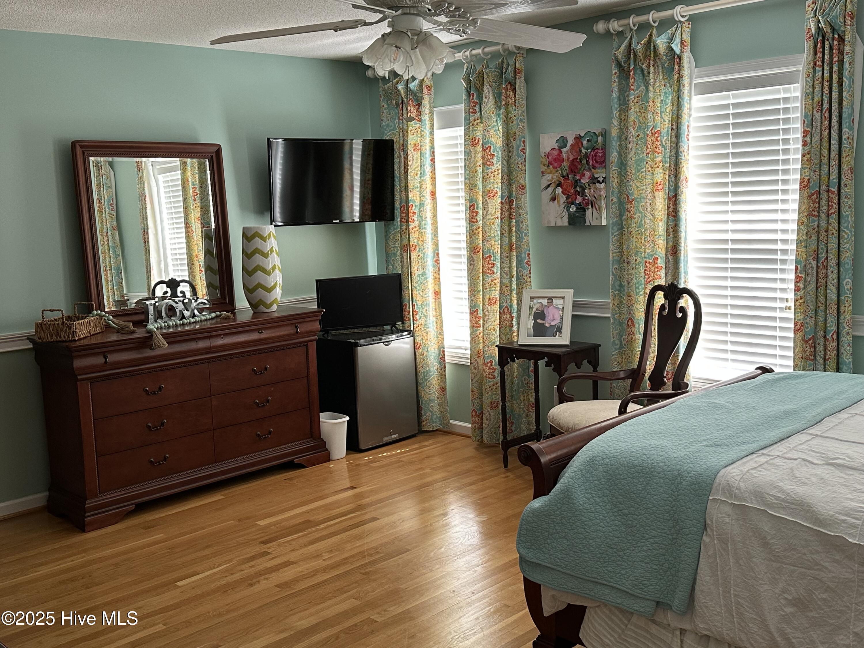 100514130 | Photo 95