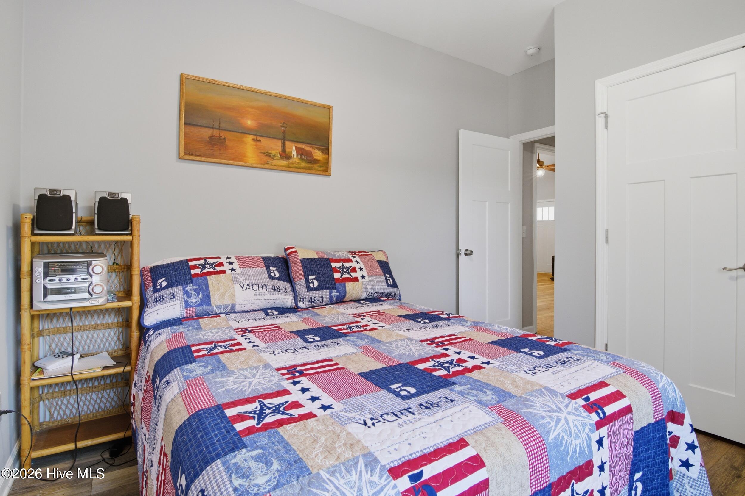 100552555 | Photo 25