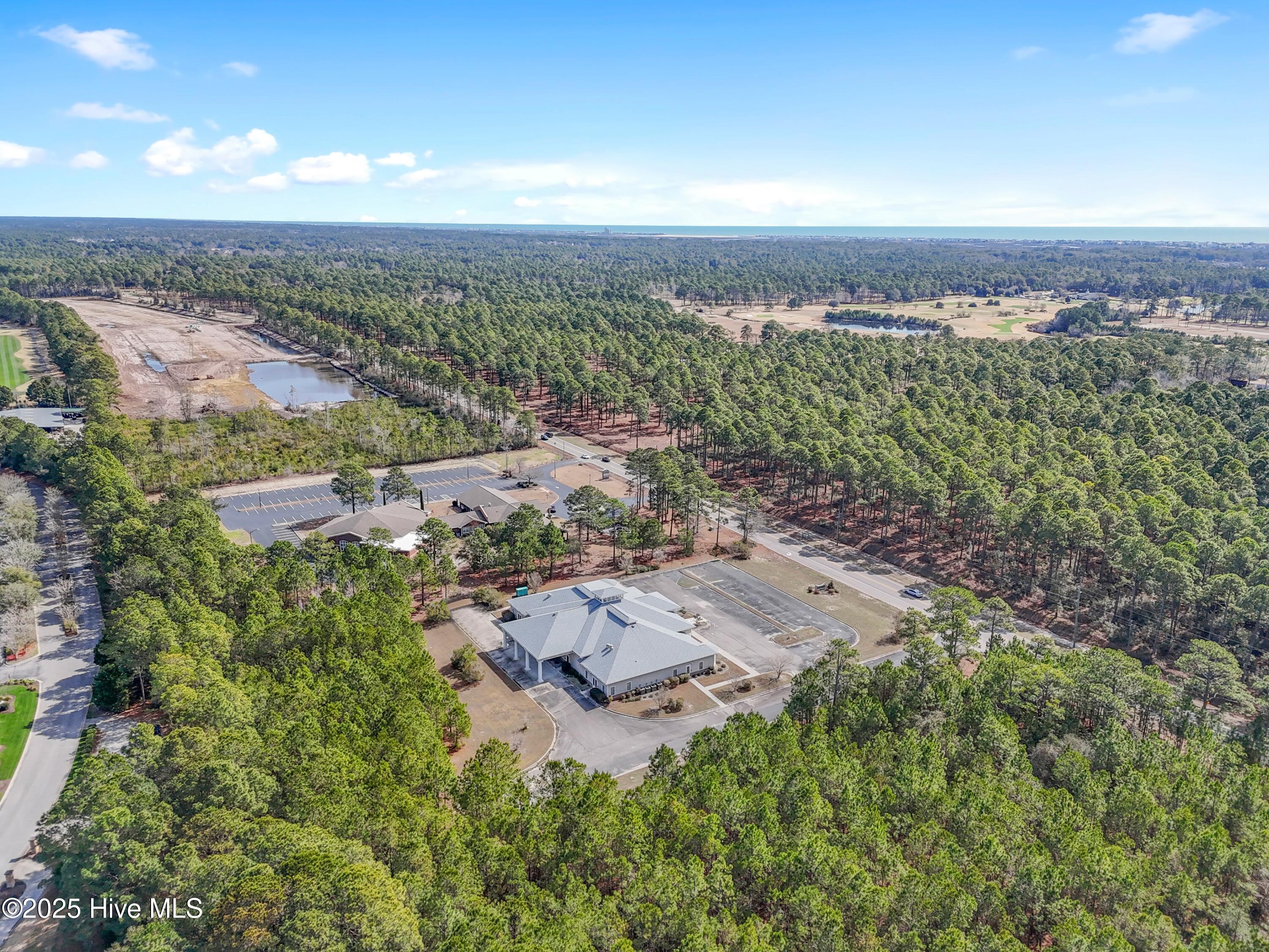 100491717 | Photo 92