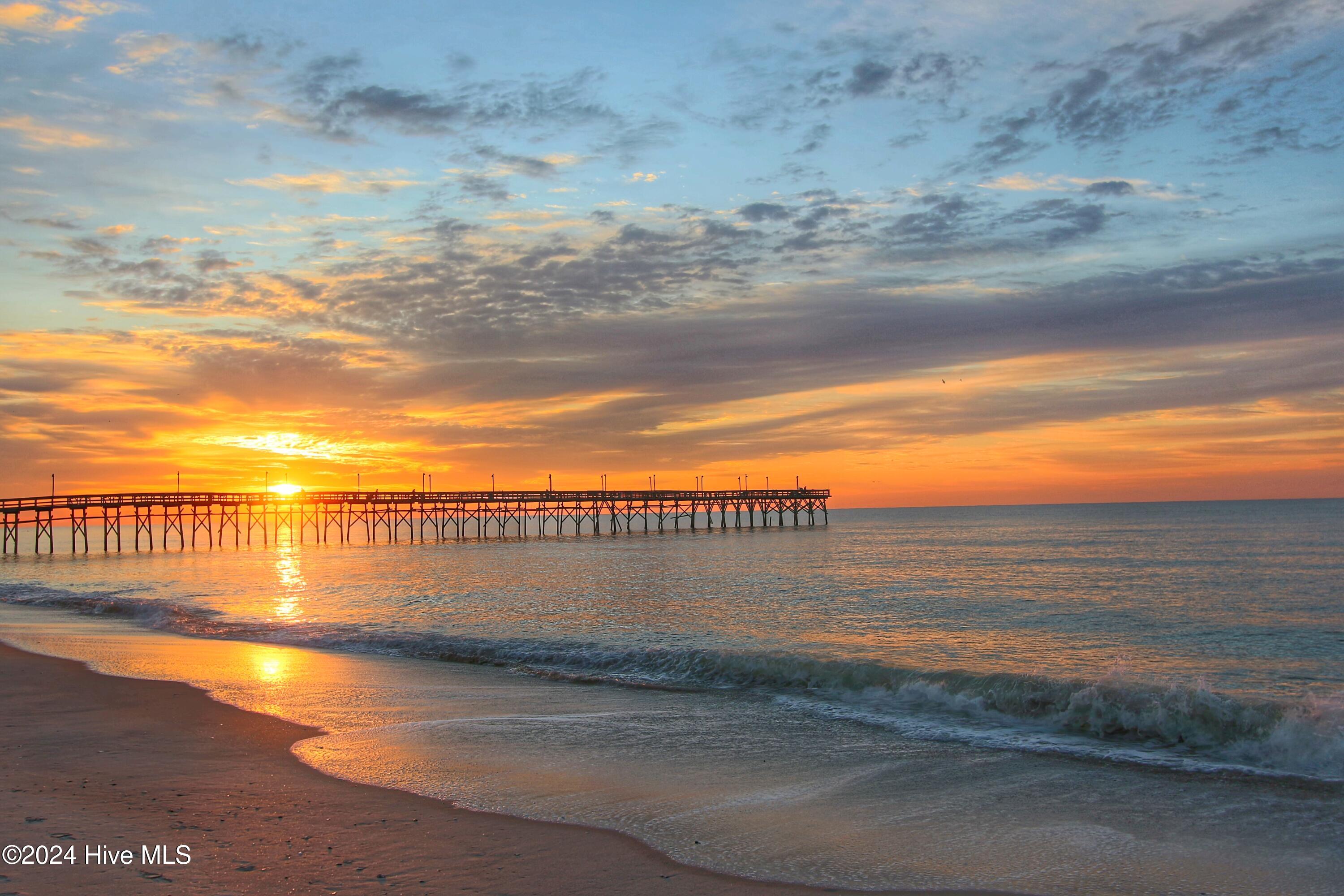 100478144 | Photo 53