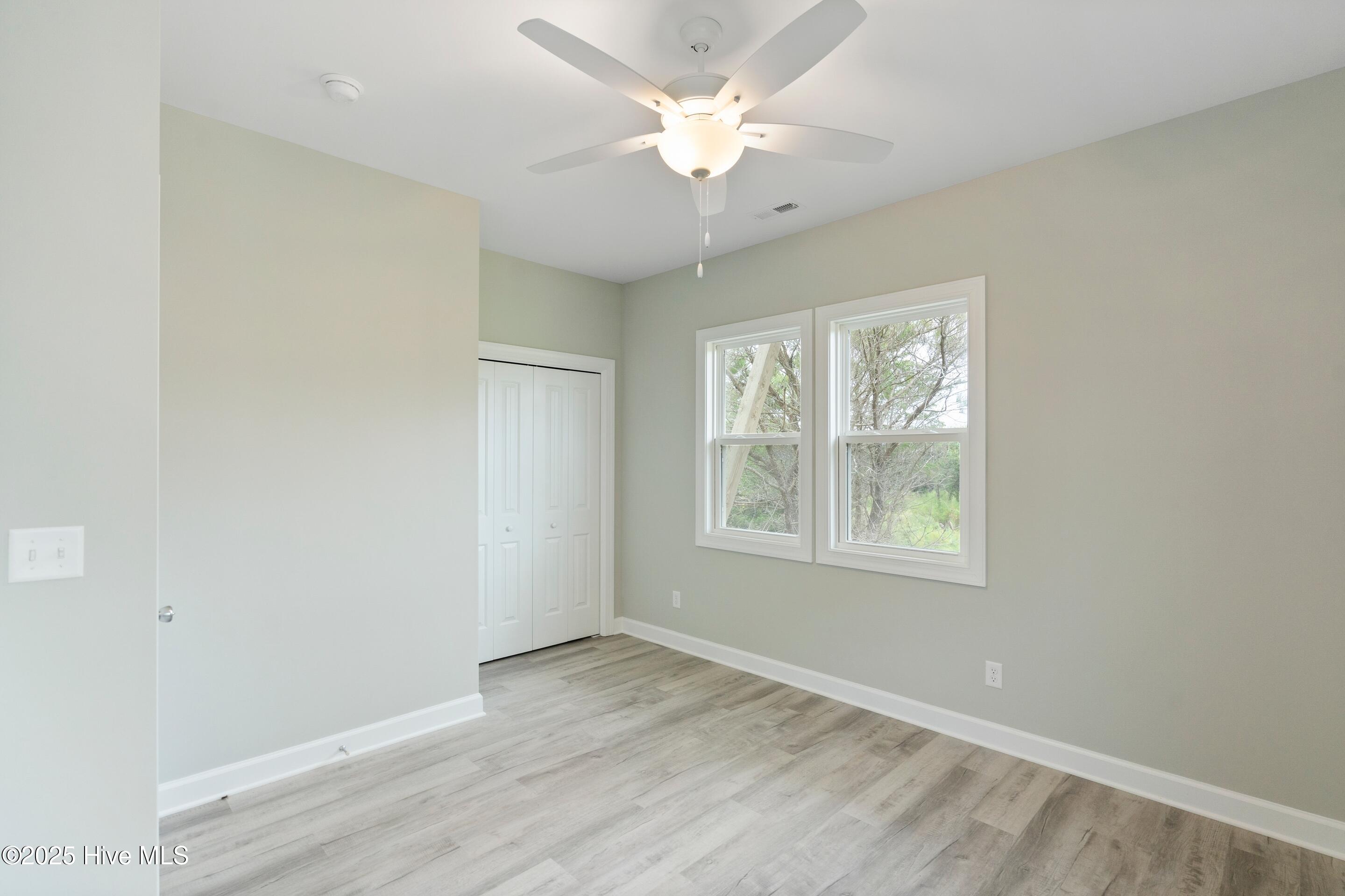 100525905 | Photo 23