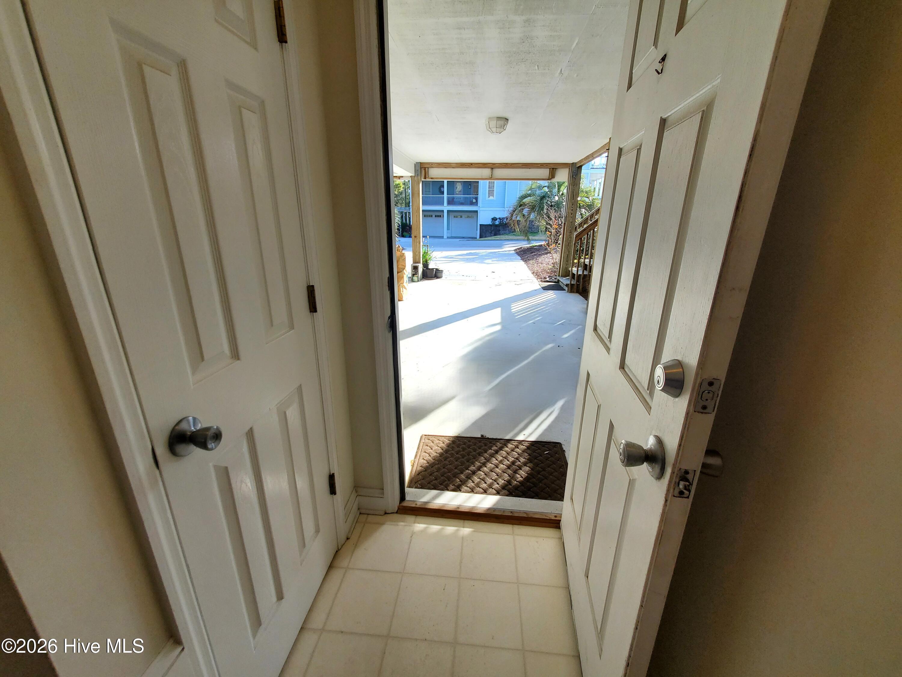 100560491 | Photo 41