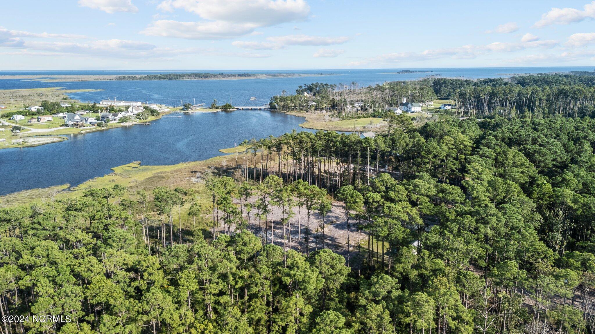 280 Donnie Davis Road,Williston