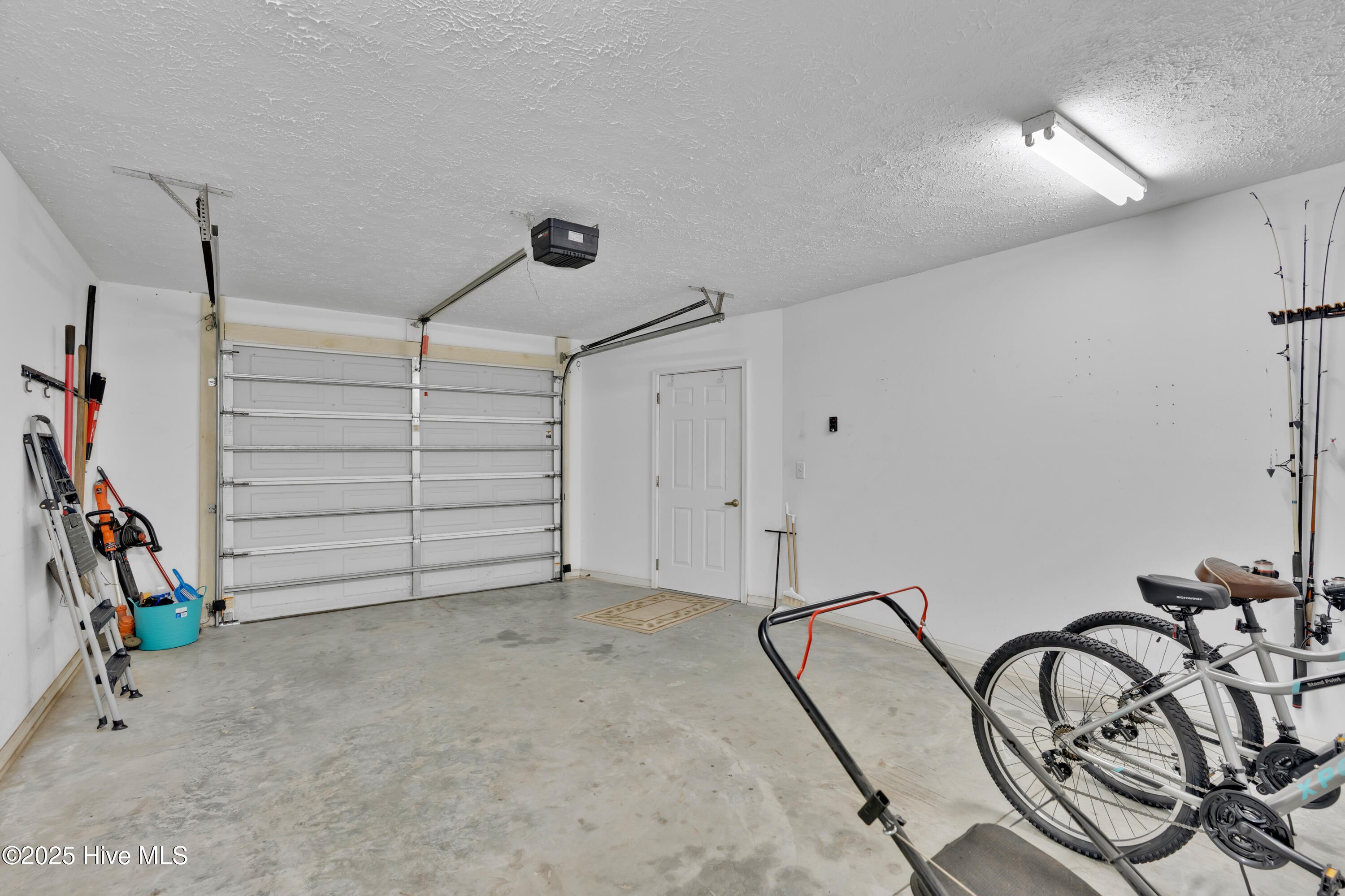 100530554 | Photo 15