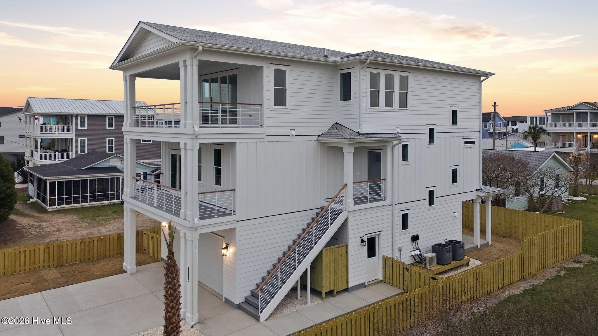 100558491 | Photo 78