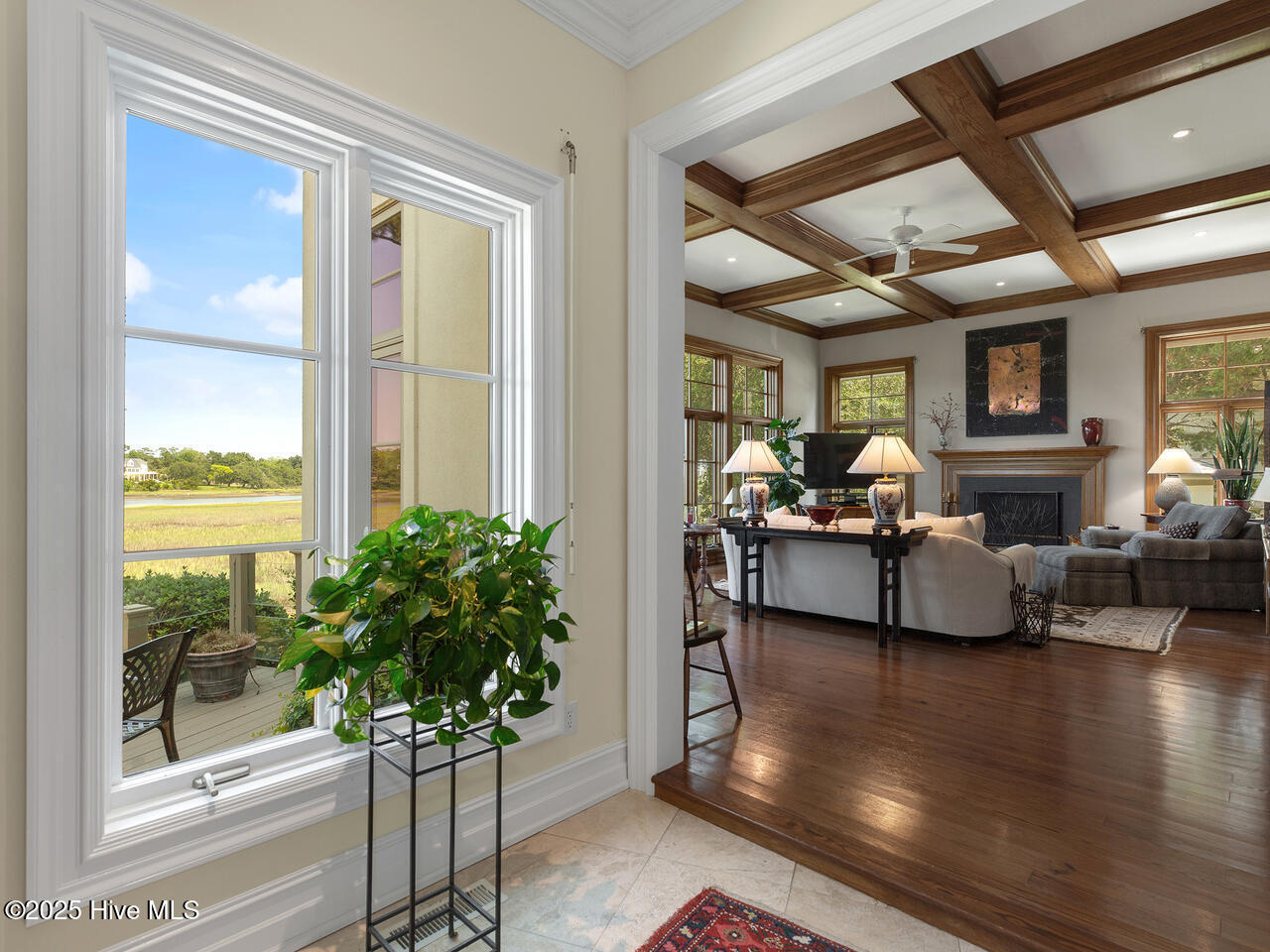 100526080 | Photo 23