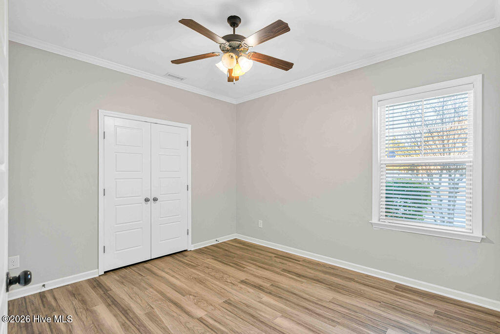 100548964 | Photo 19