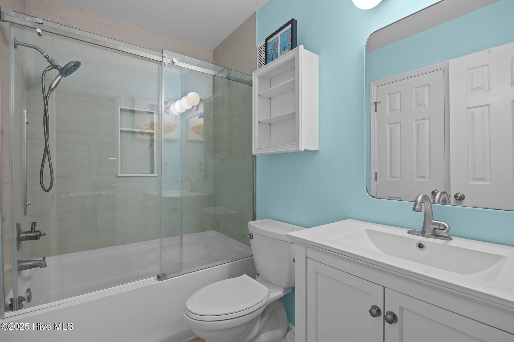 100544977 | Photo 23