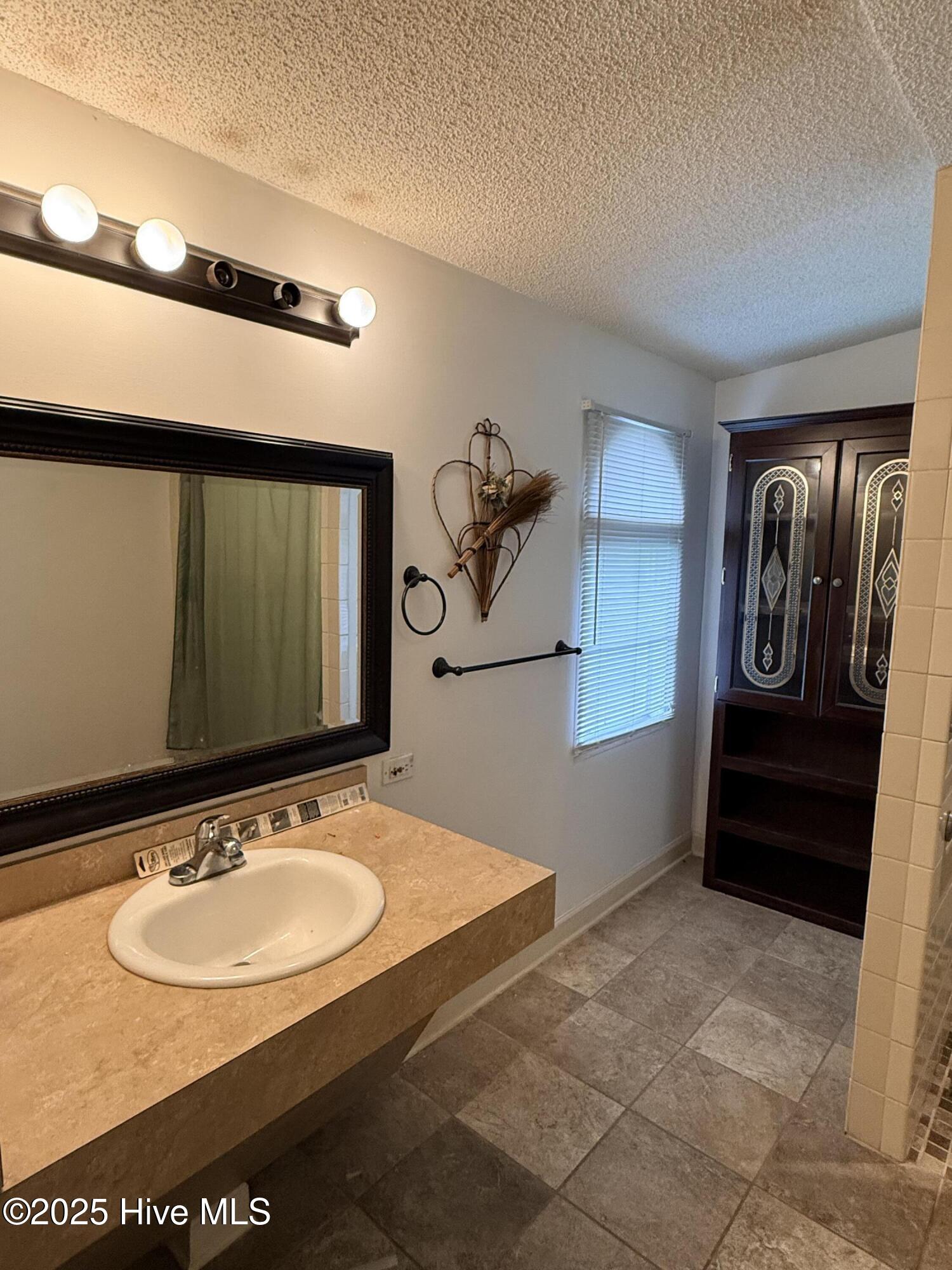 Homes for sale in Clinton, NC | 90 Alexander Ln, Clinton, NC 28328 | MLS# 100536982