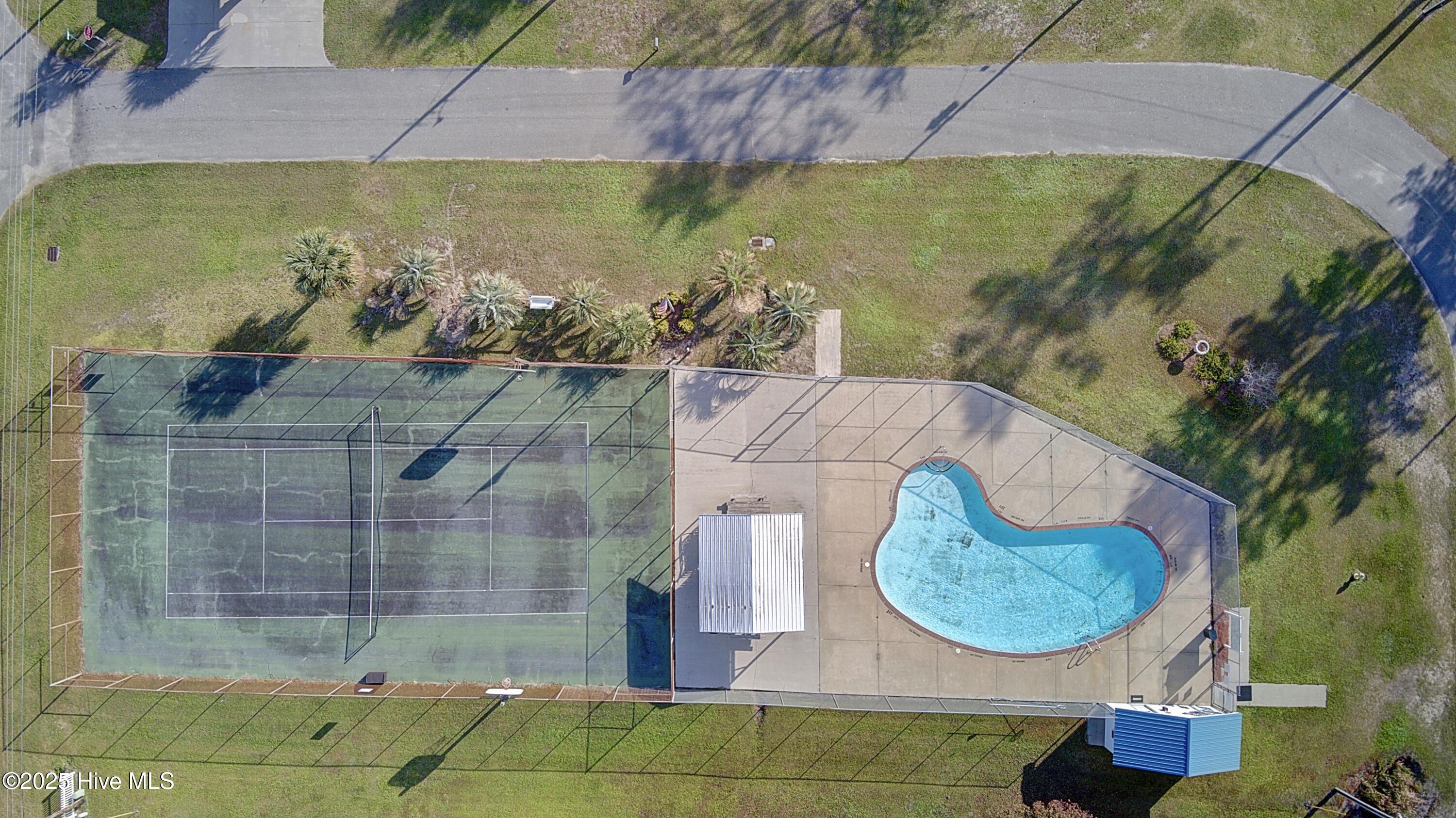 100528593 | Photo 31