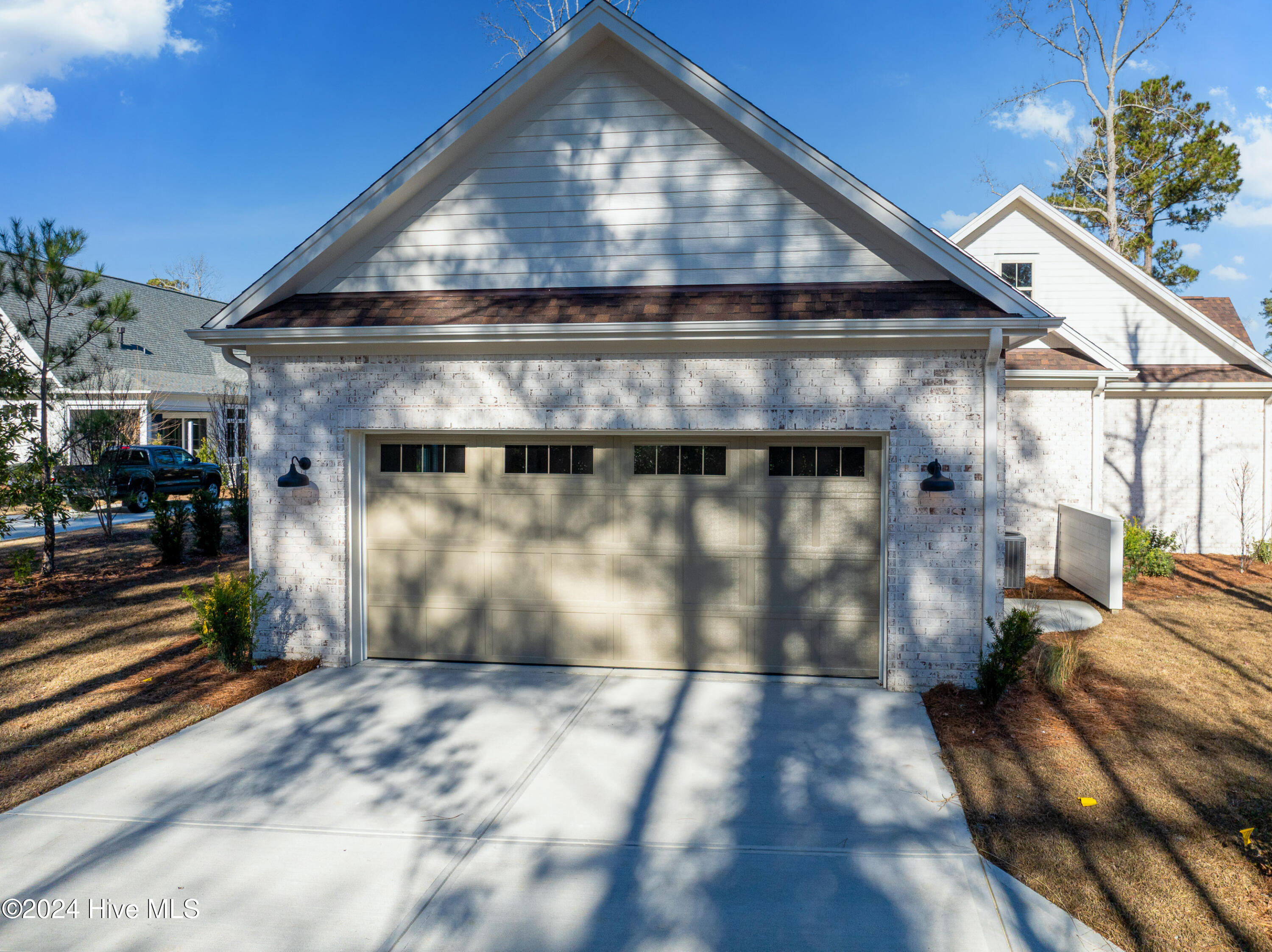 100552091 | Photo 40