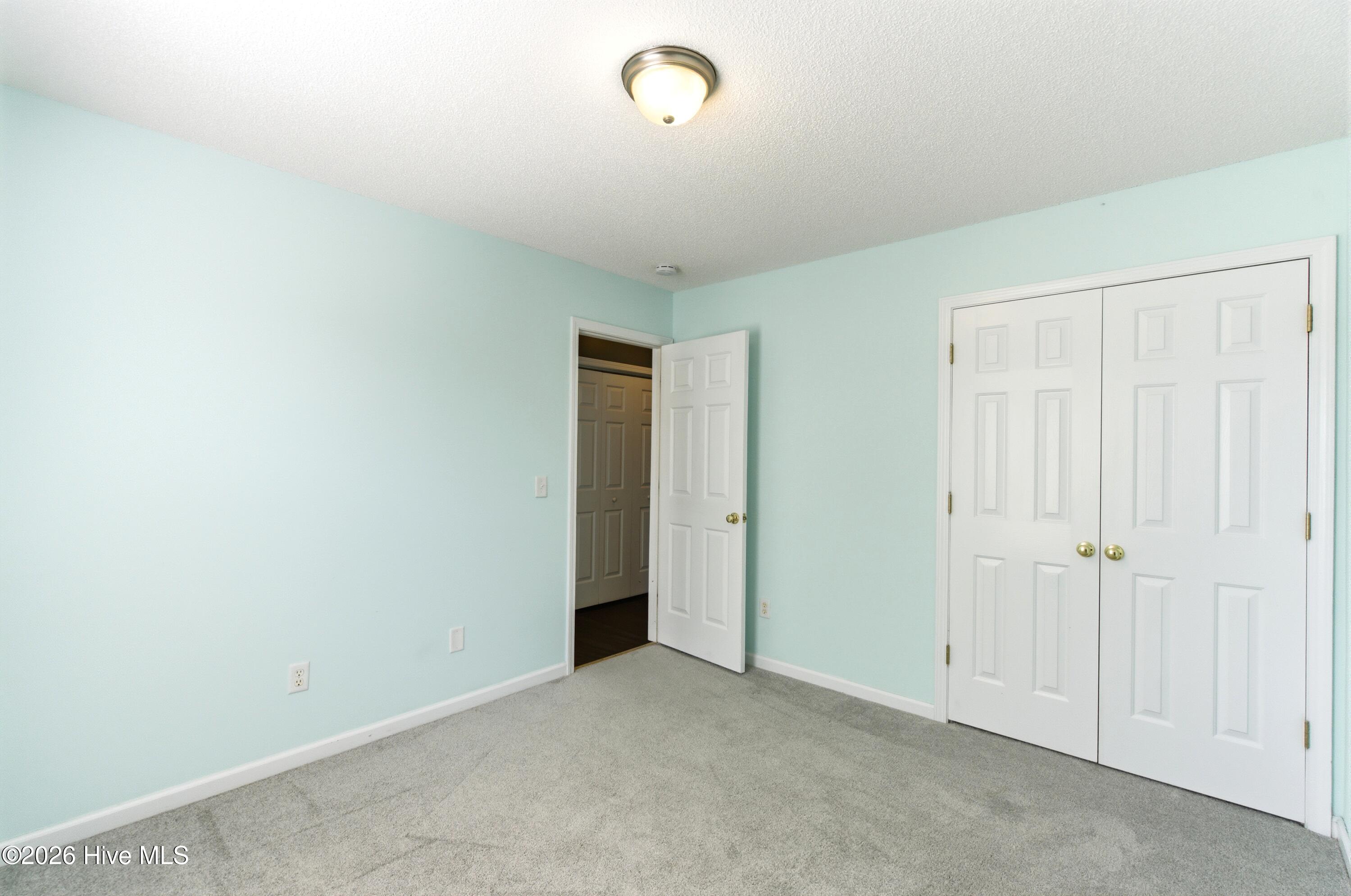 100560348 | Photo 28