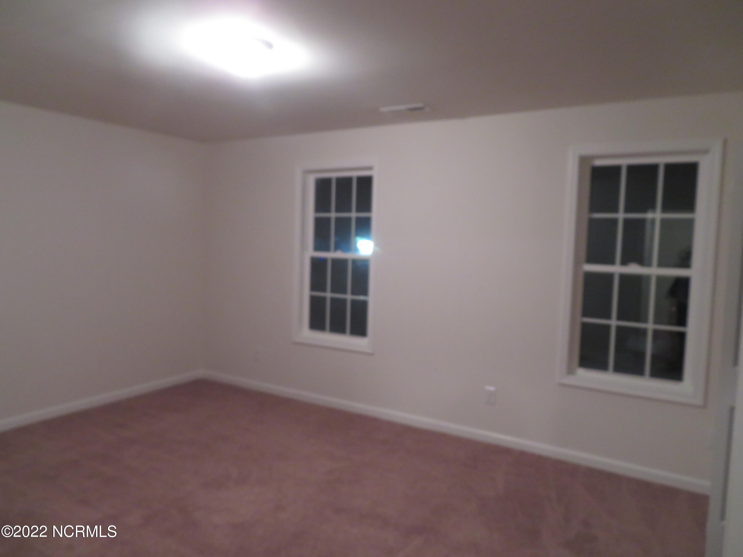 100548375 | Photo 10