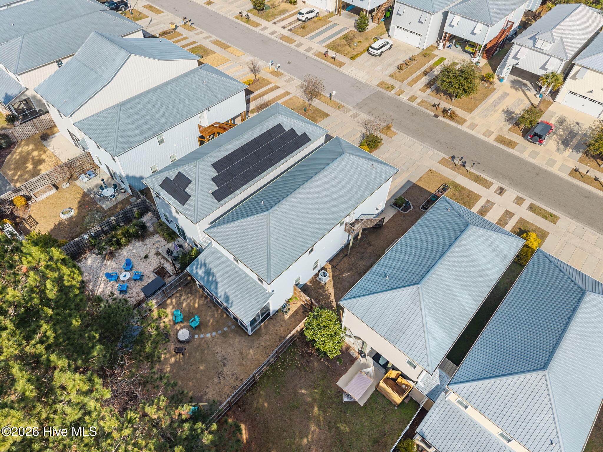 100551648 | Photo 38