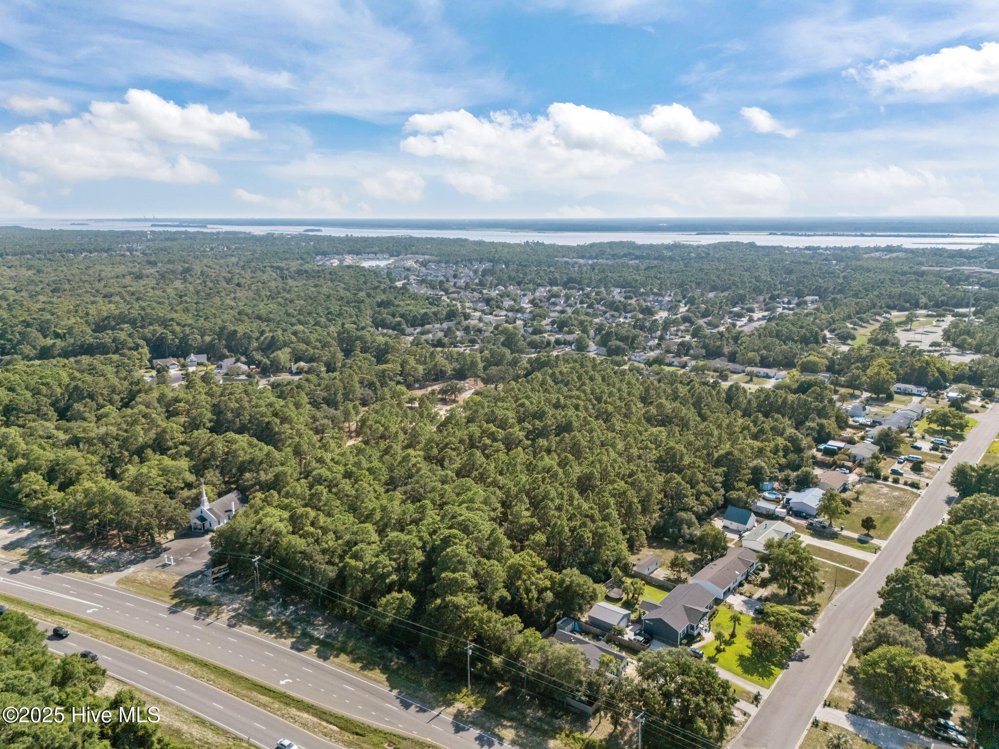 100522121 | Photo 15