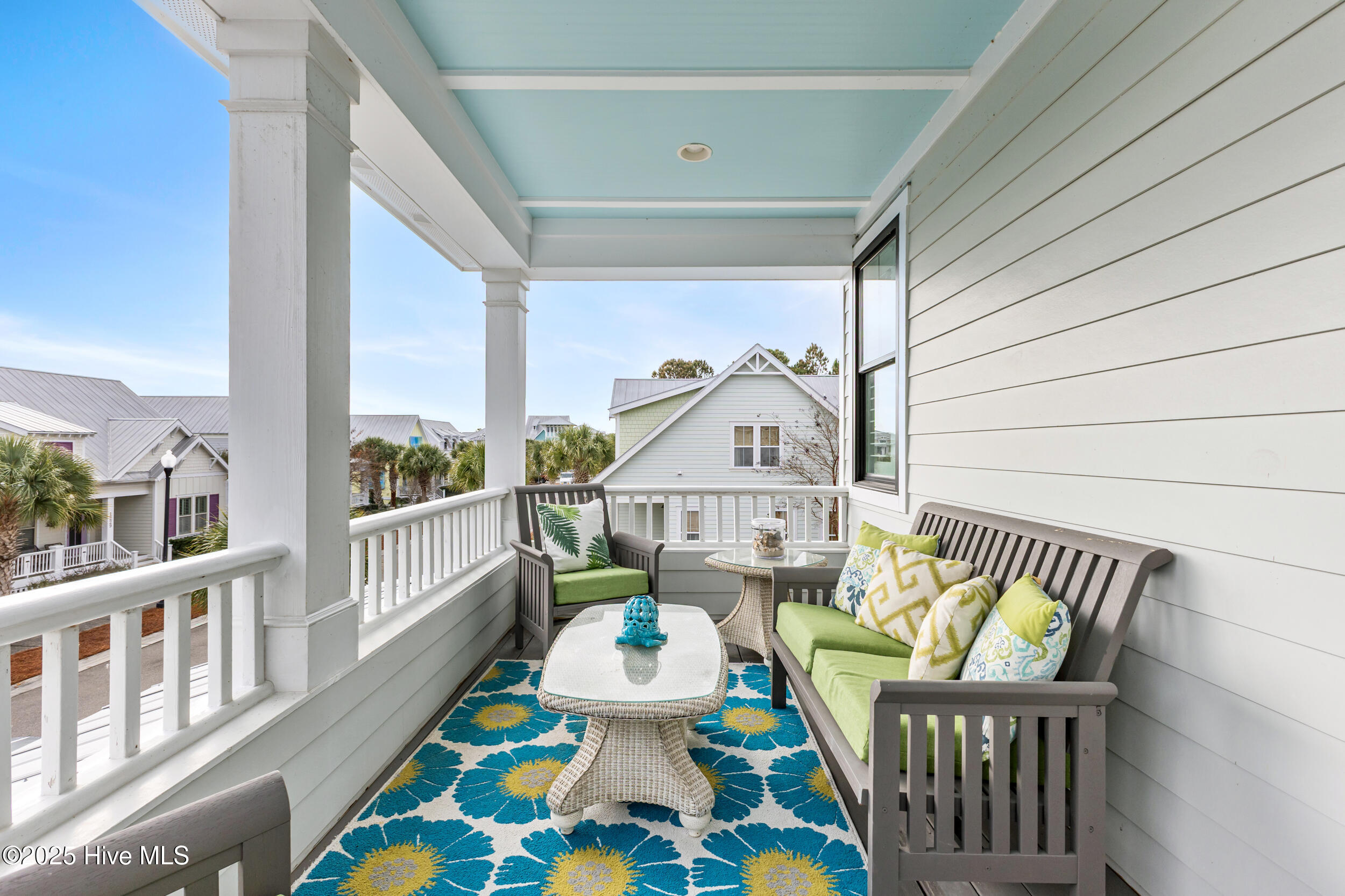 100543179 | Photo 57