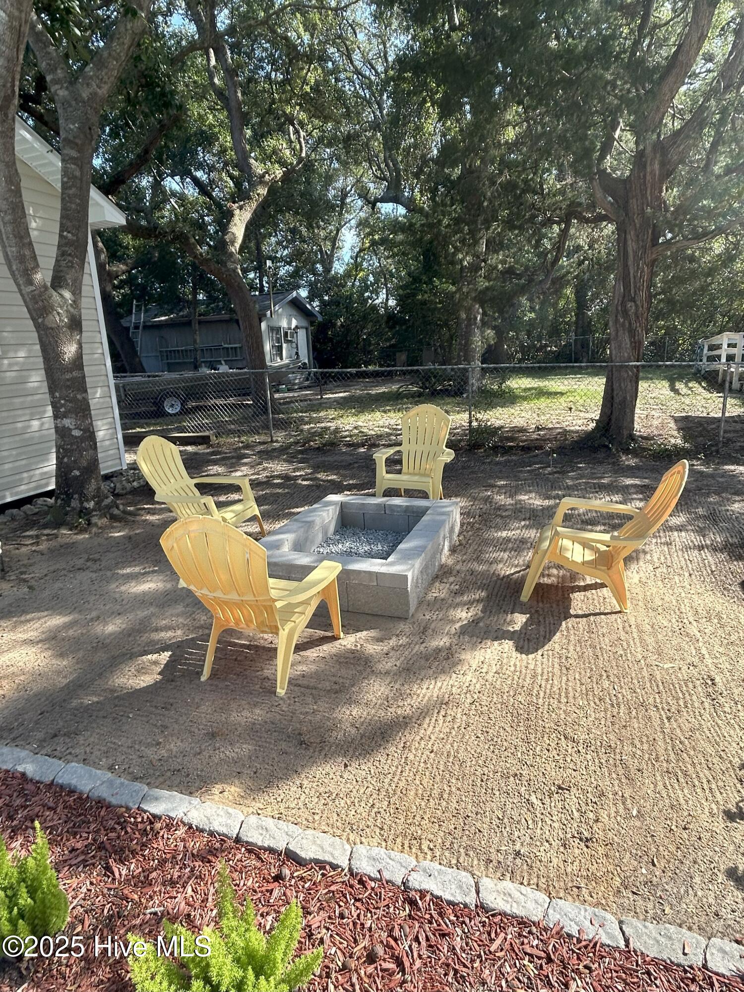 100553447 | Photo 50