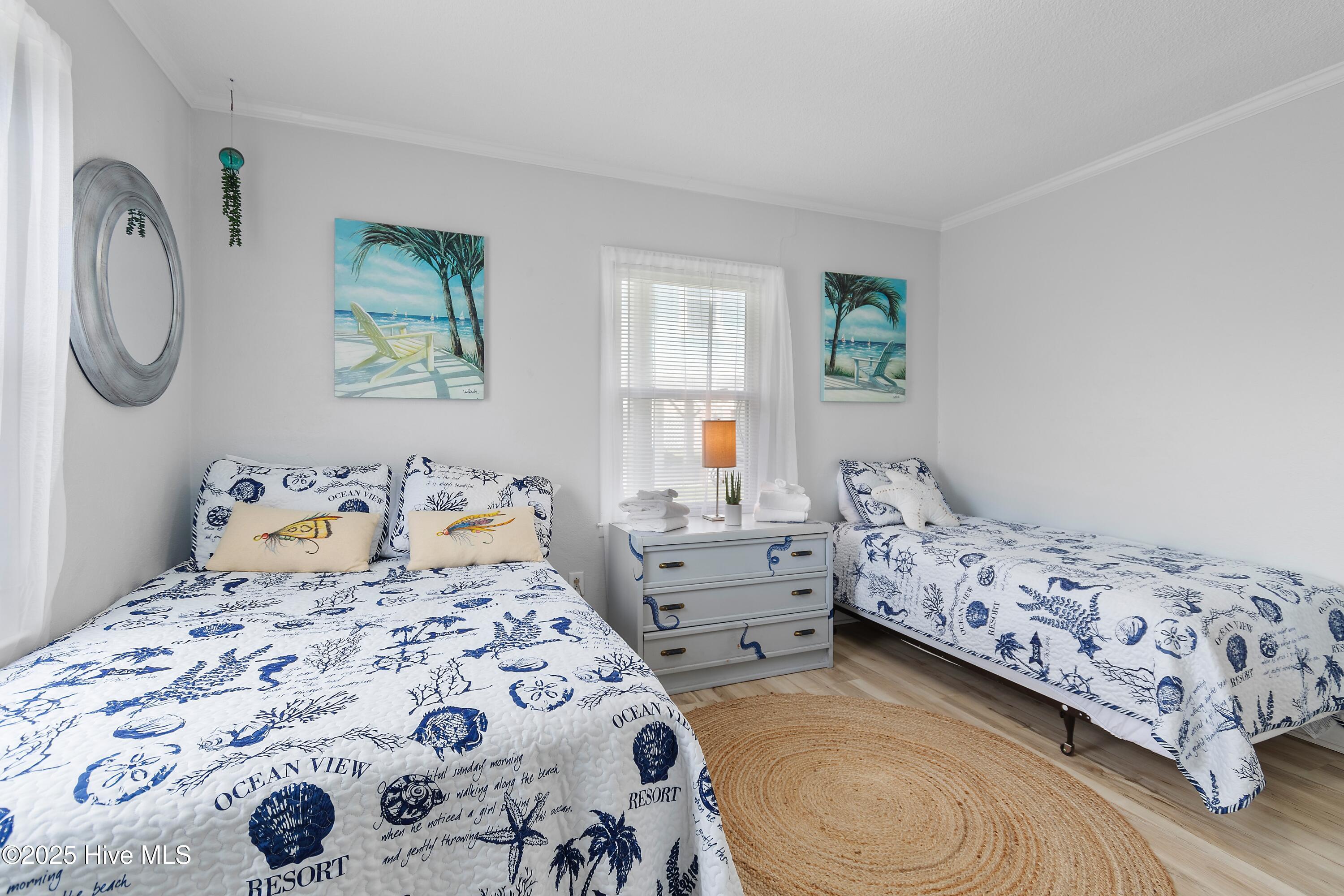 100564186 | Photo 23