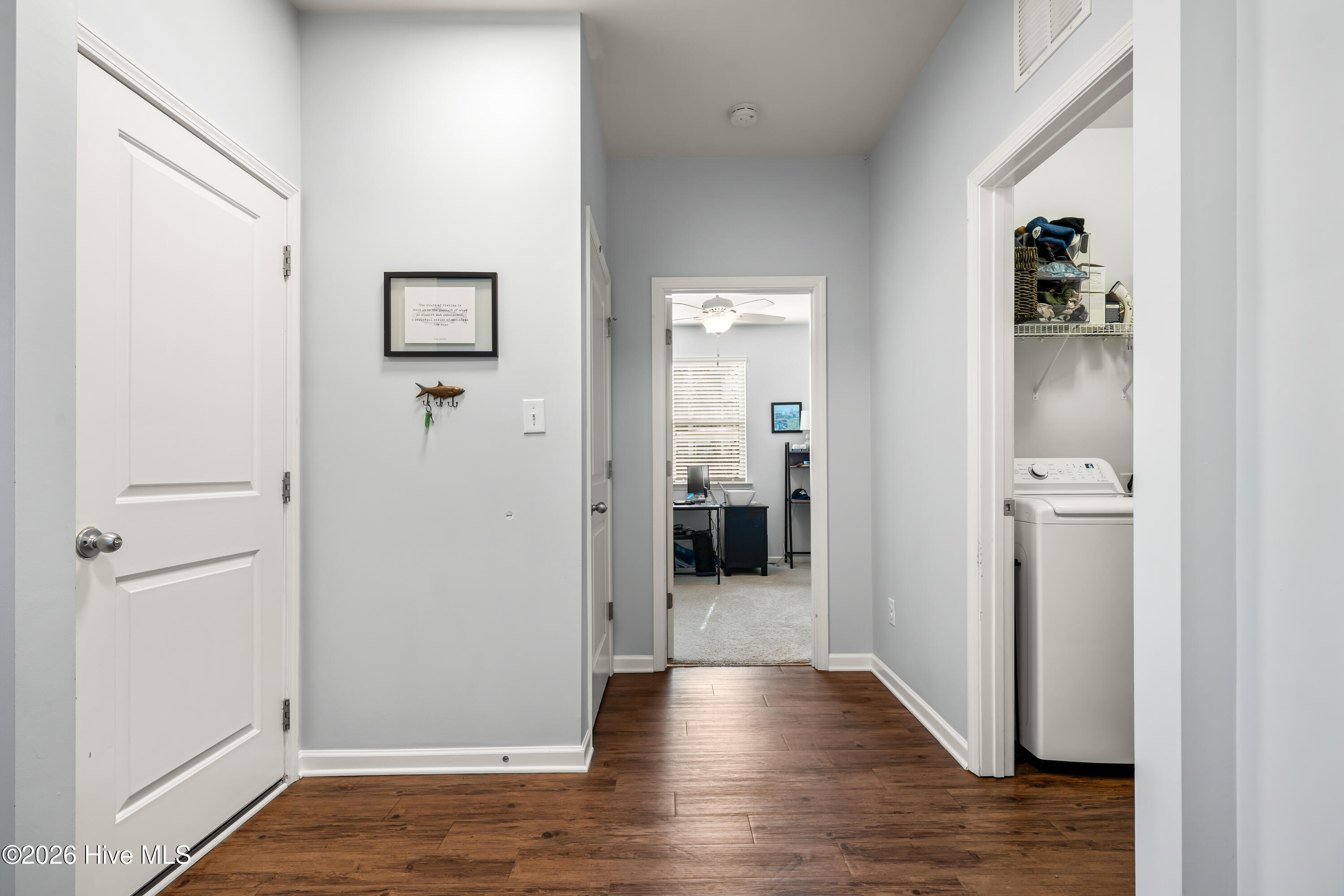 100552885 | Photo 27