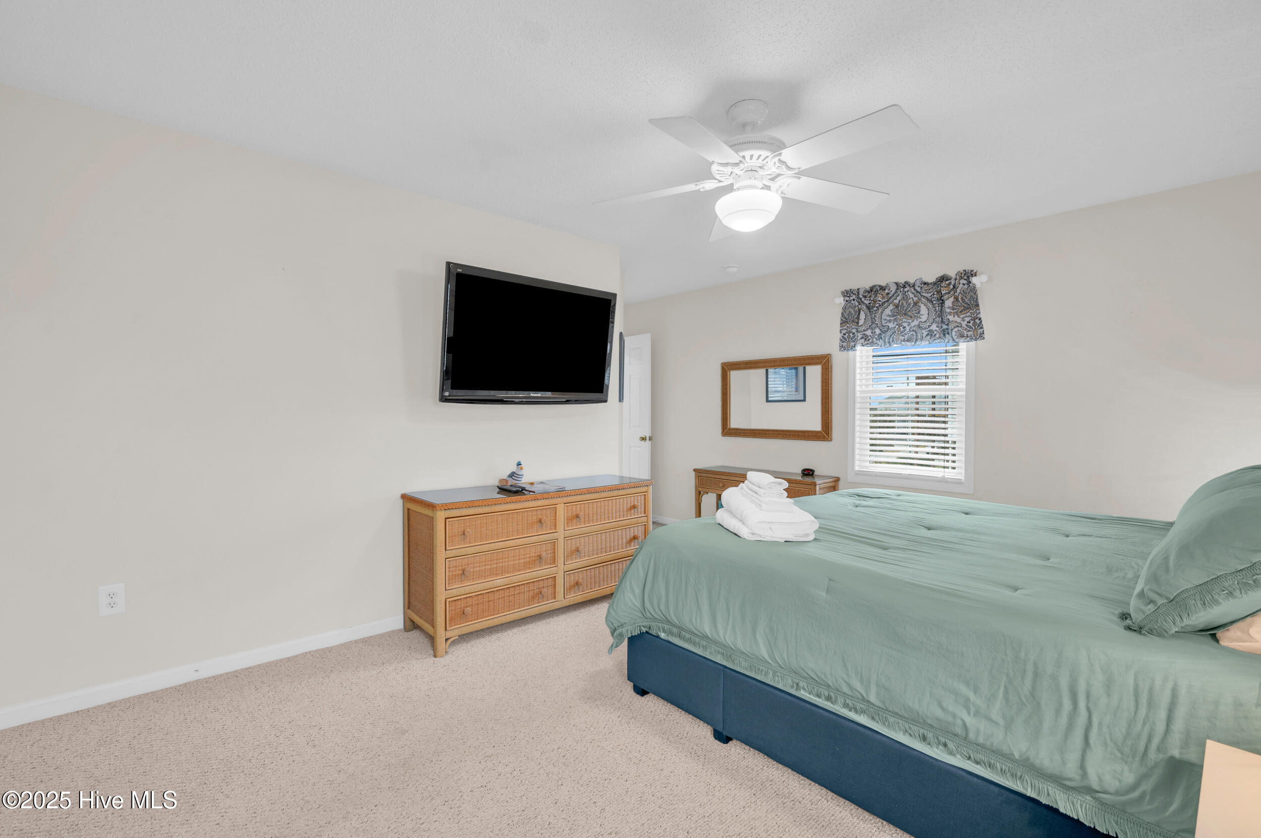 100543103 | Photo 31