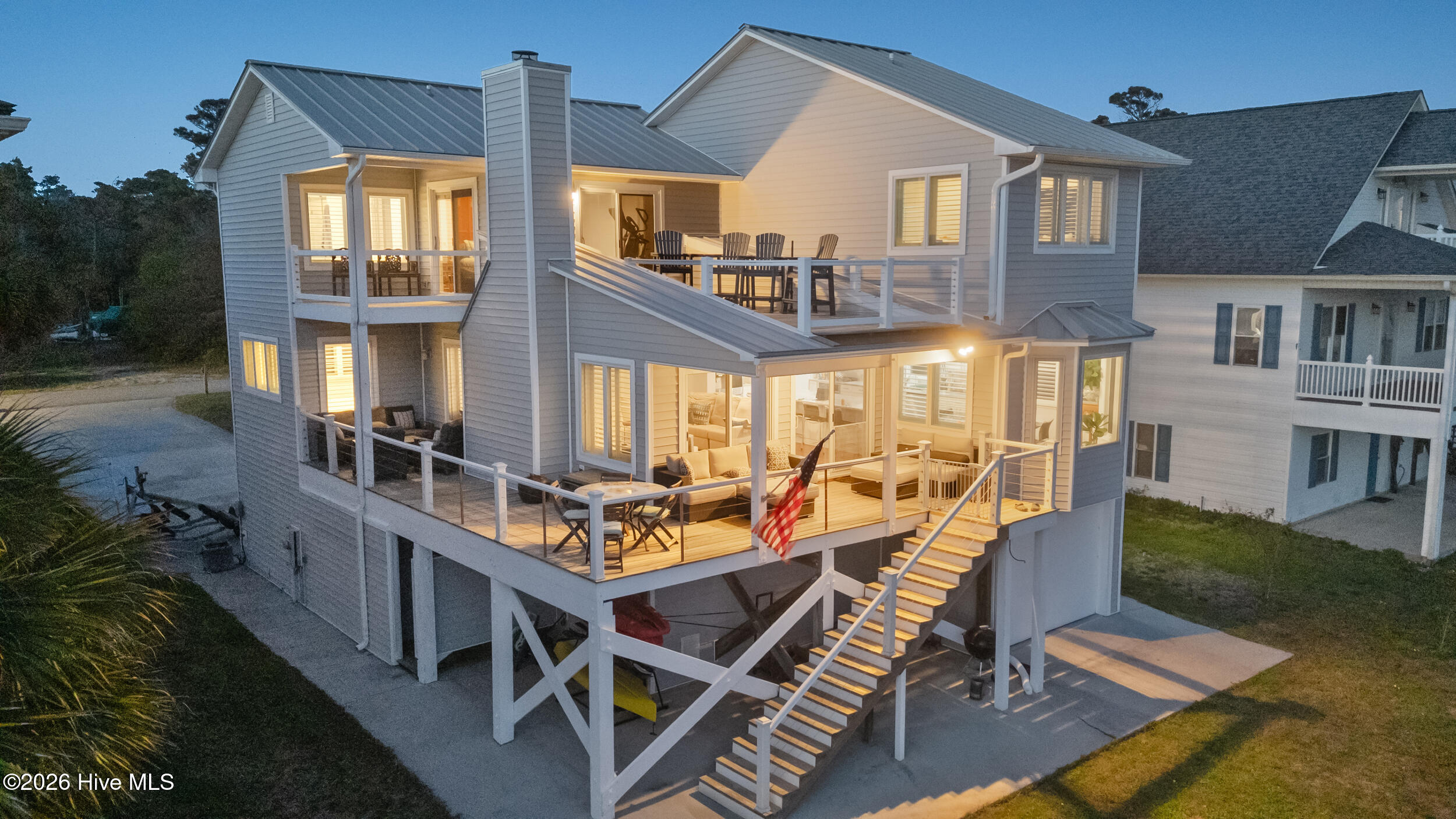 100564811 | Photo 66