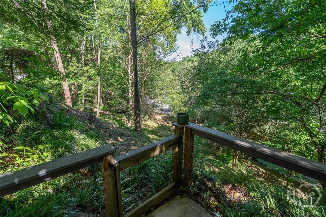 585 White Circle, #402, Athens, GA 30605 Listing Photo  36