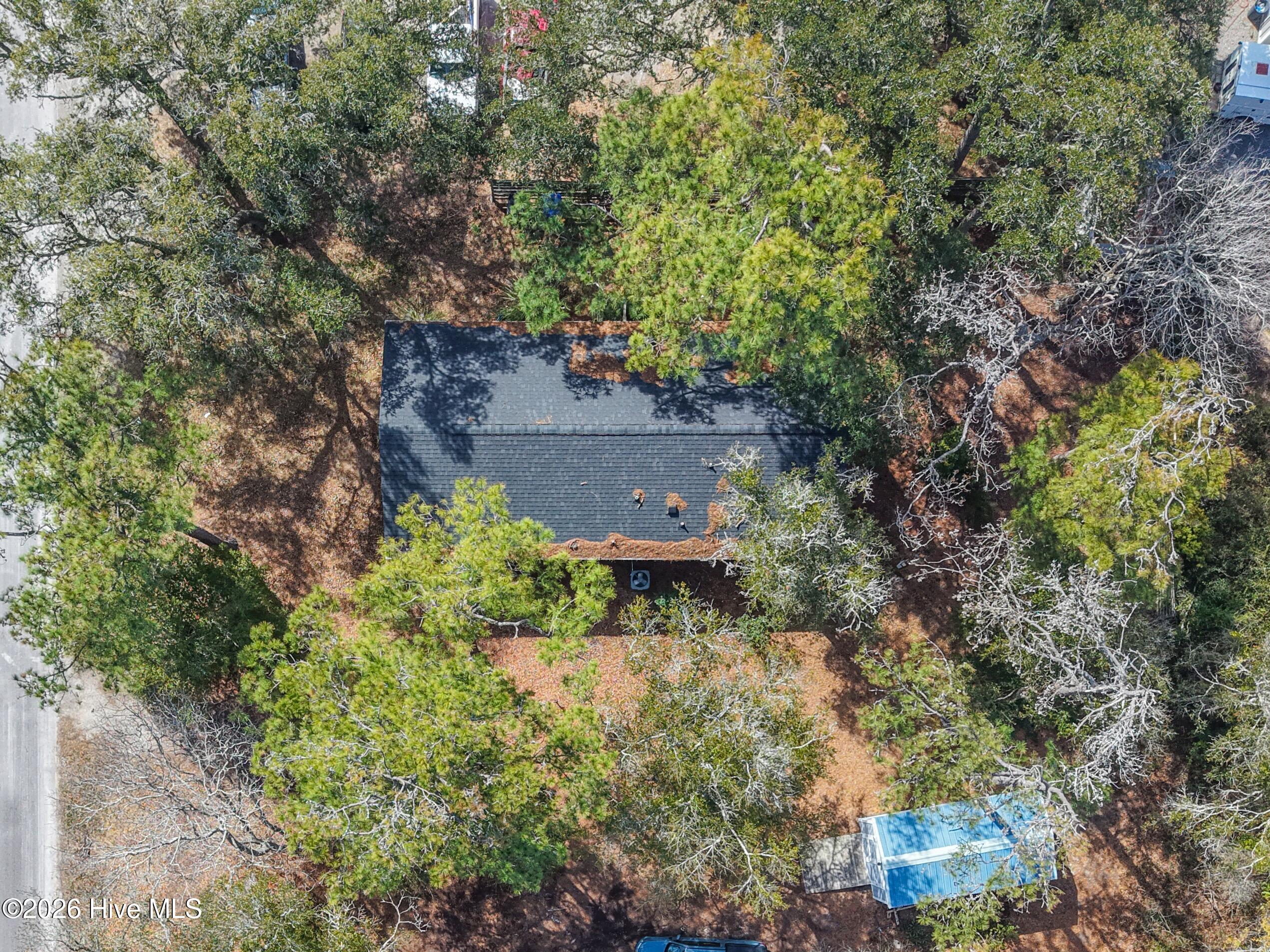 100561306 | Photo 28