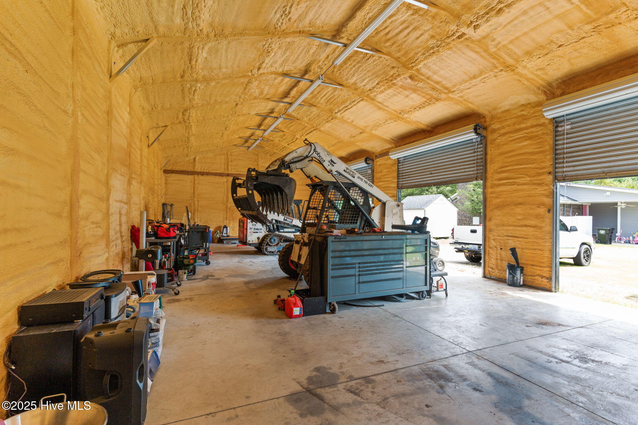 100527355 | Photo 50