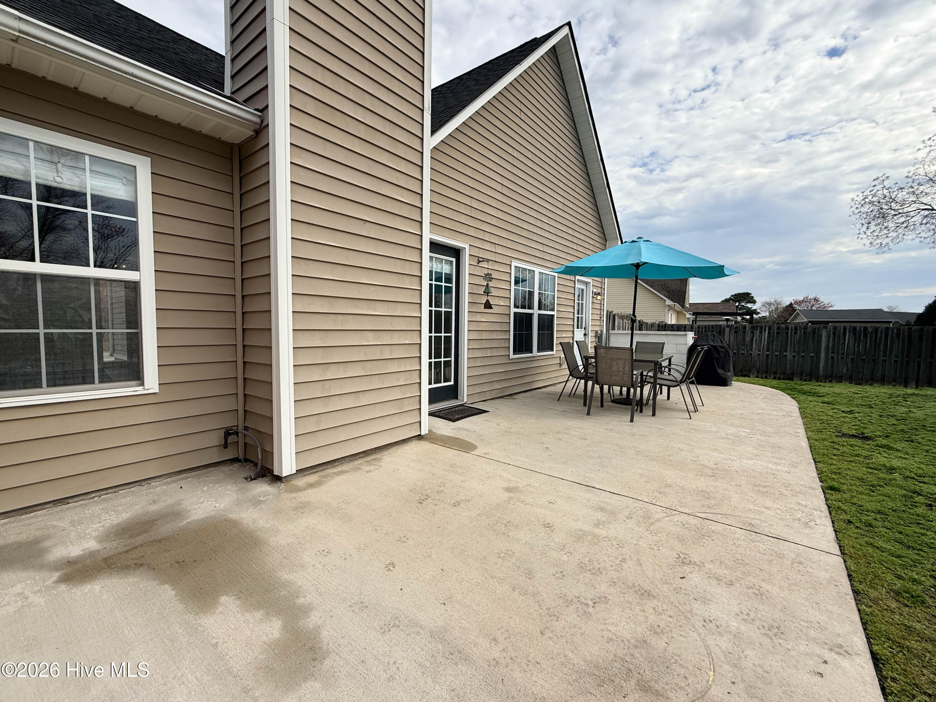 100559708 | Photo 71