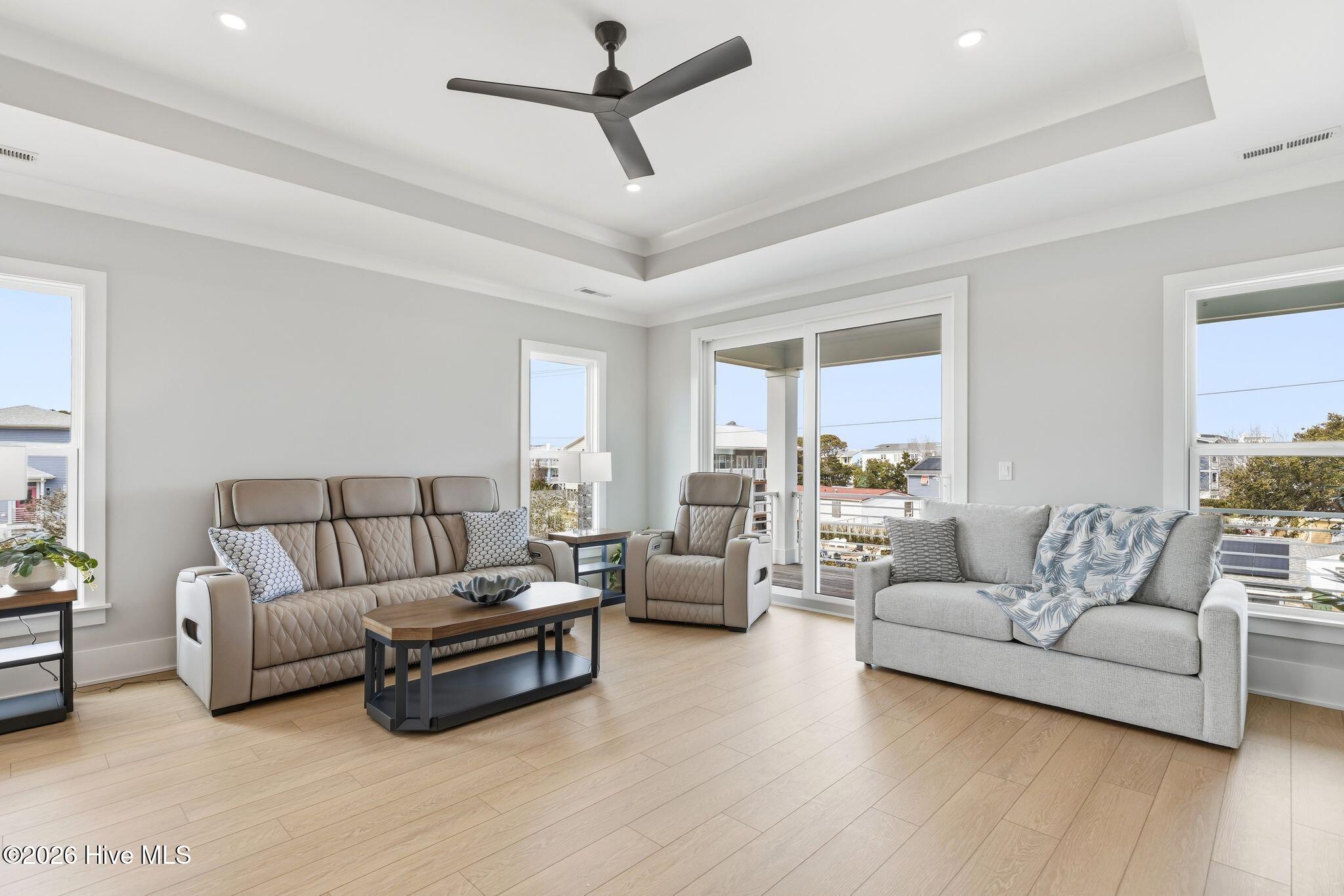 100544880 | Photo 10