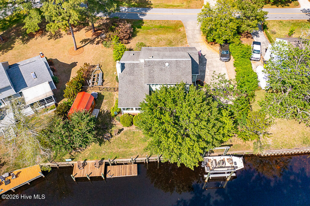 312 Channel Run Drive, New Bern, NC, 28562