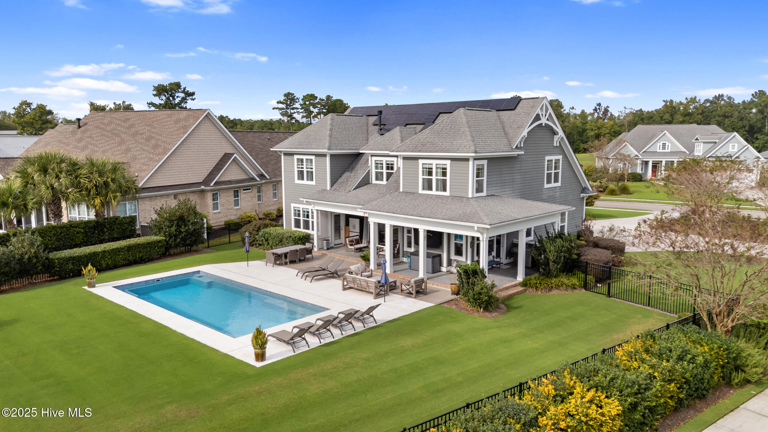 100536655 | Photo 78