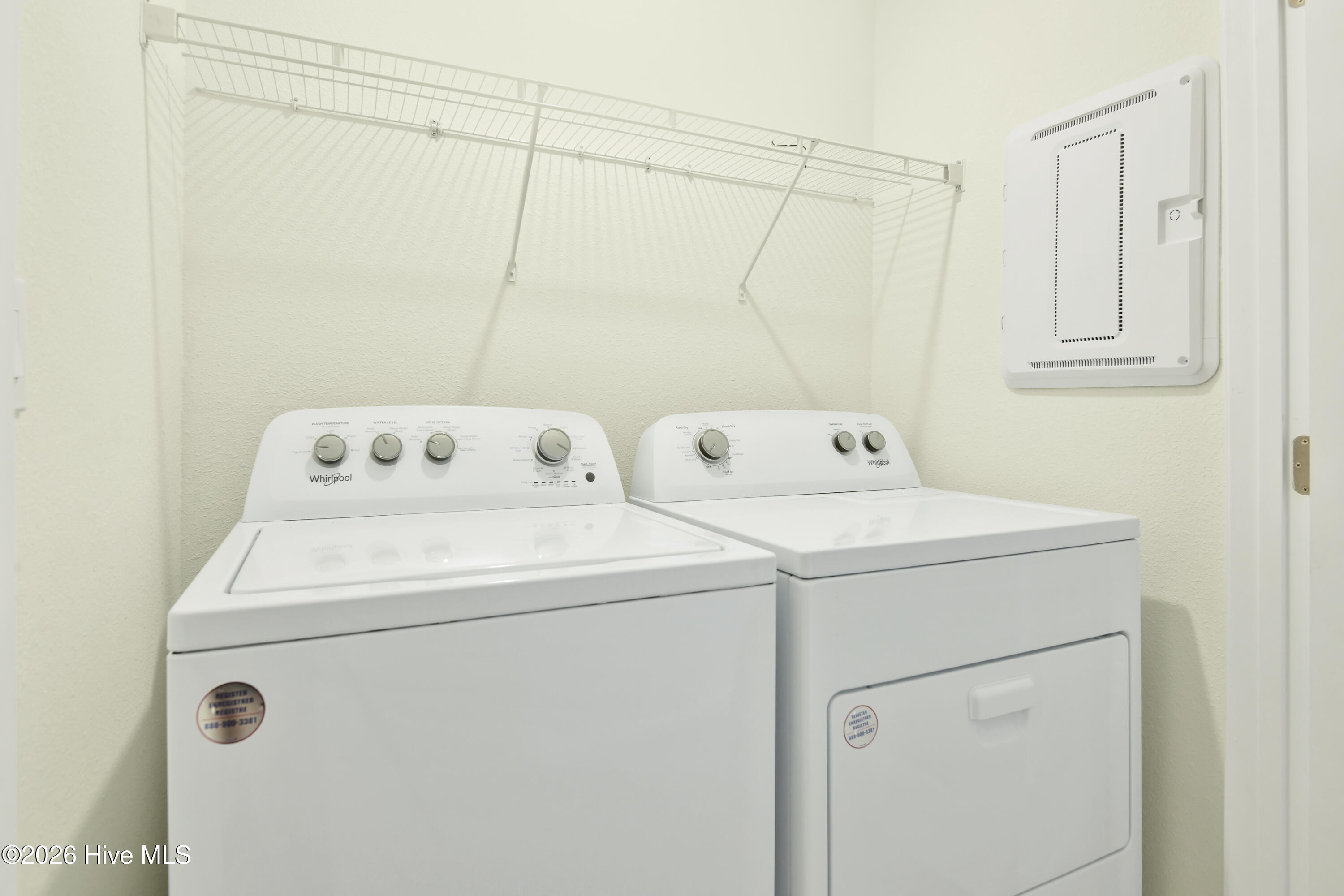 100553349 | Photo 15