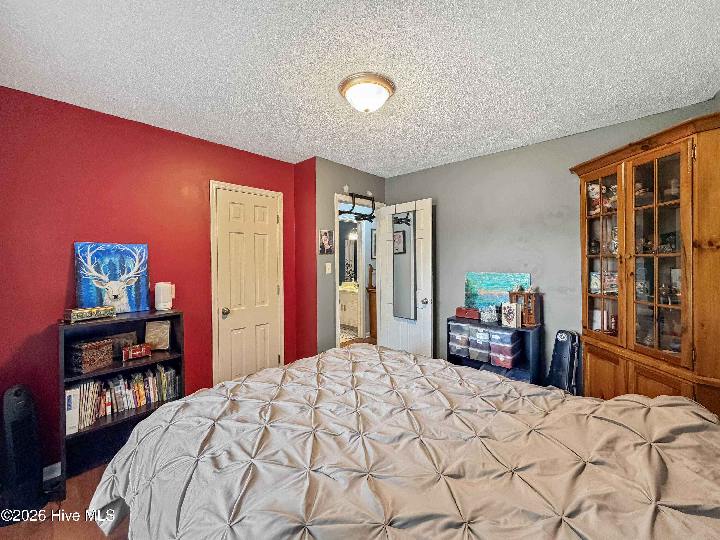 100564725 | Photo 27