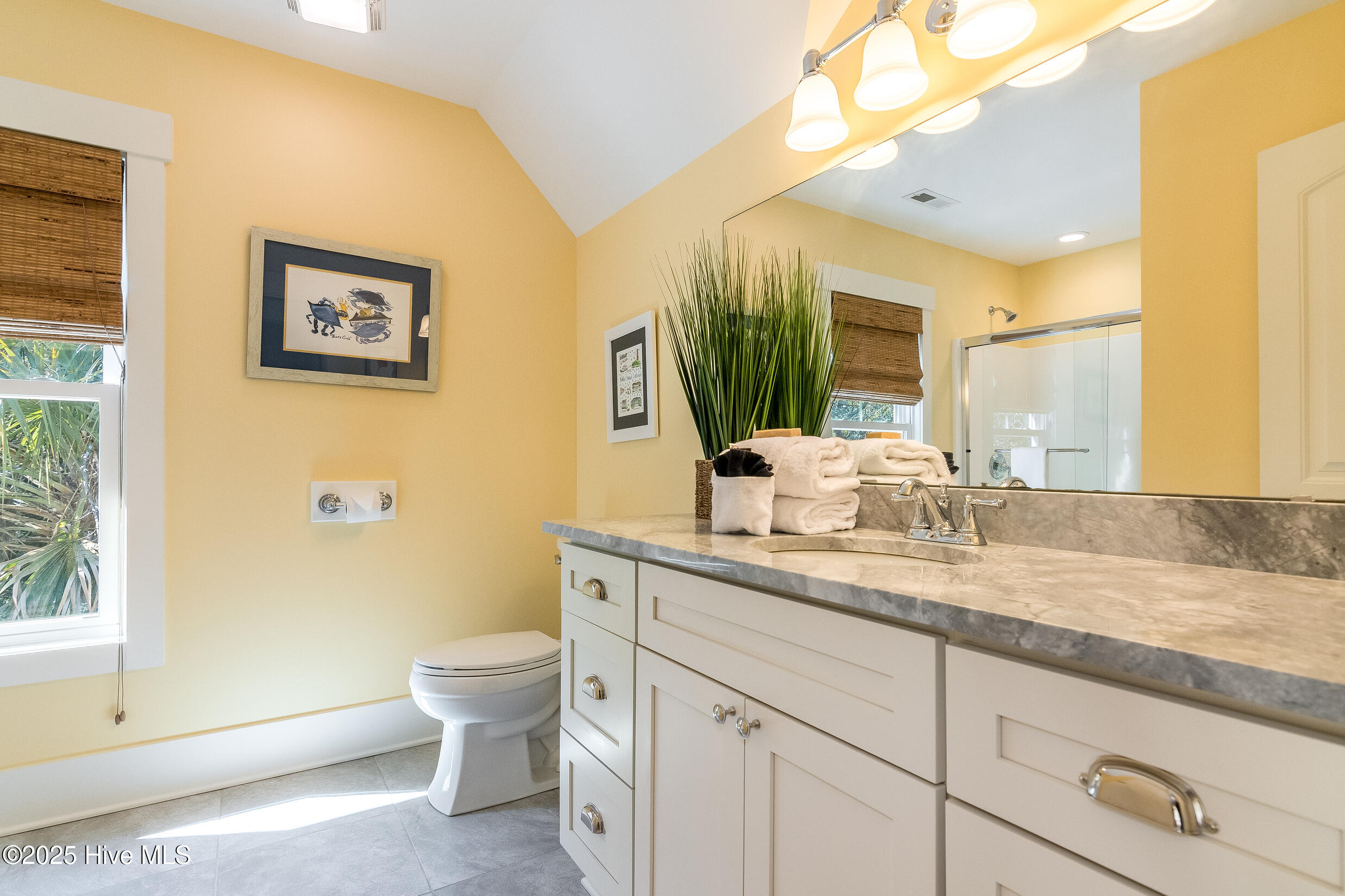 100545304 | Photo 31