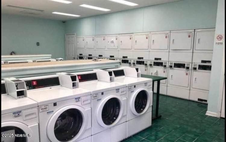 100525669 | Photo 15